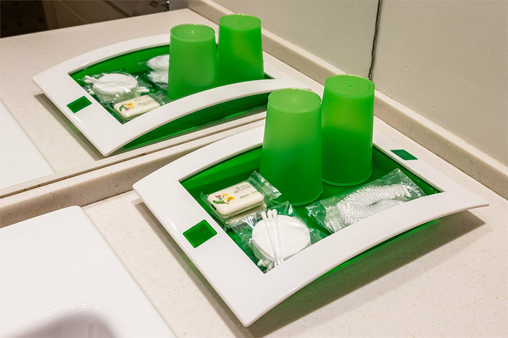 Улучшенный номер с двумя раздельными кроватями