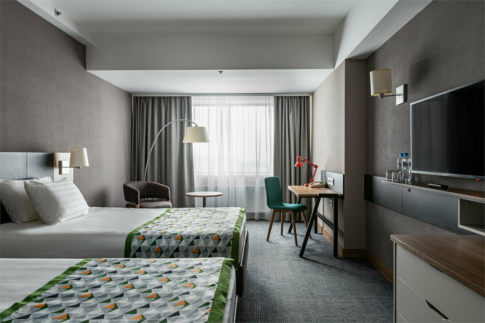 Улучшенный номер с двумя раздельными кроватями