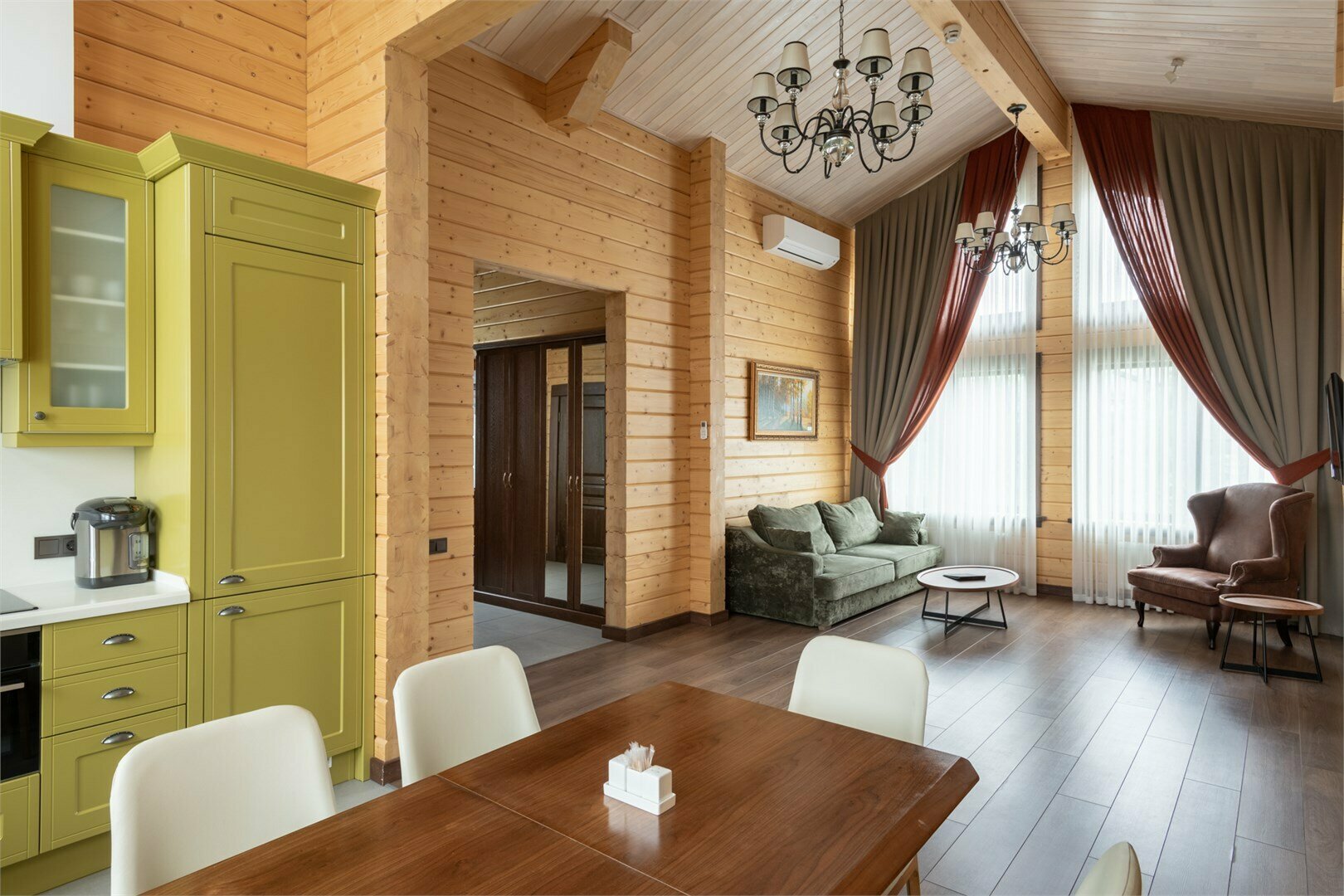 Коттедж "Золотая осень" (2 спальни)