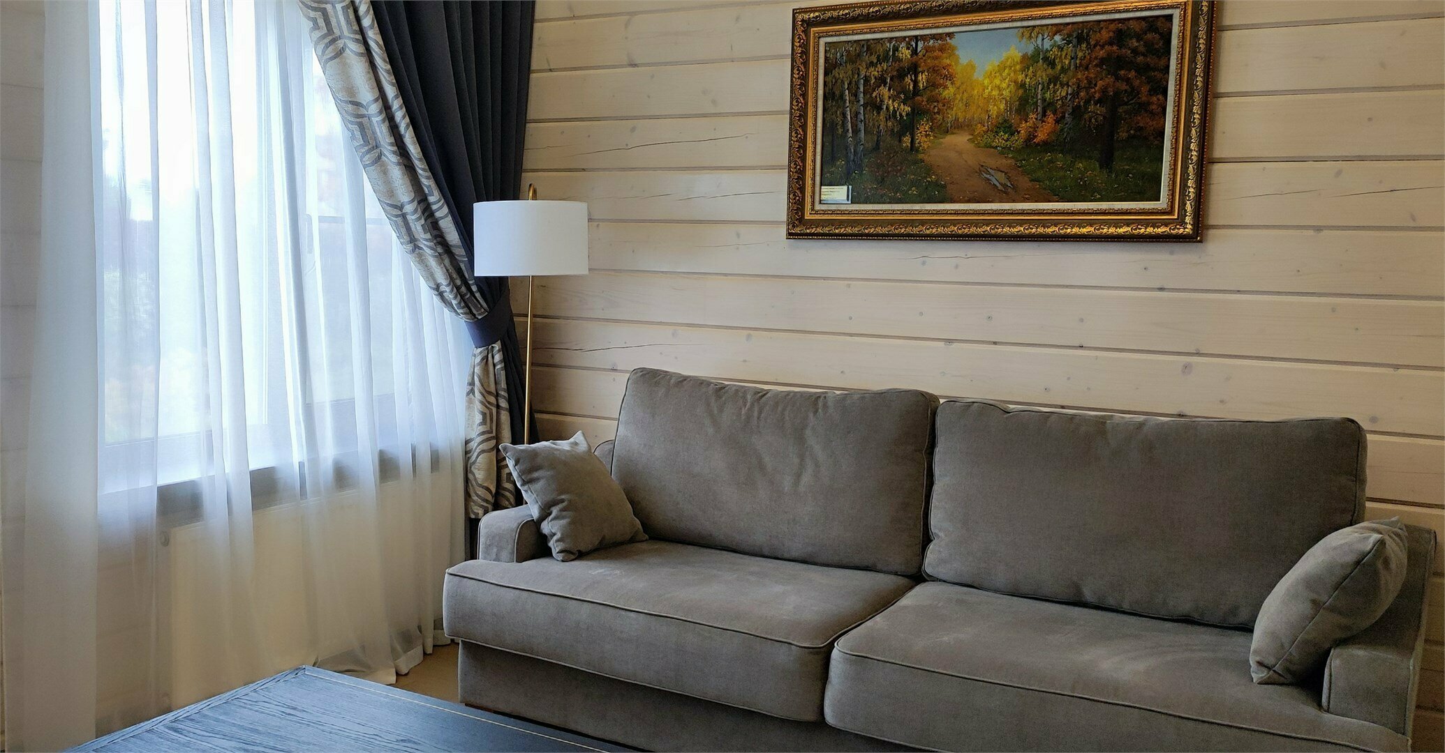 Коттедж "В гостях у осени" (3 спальни)