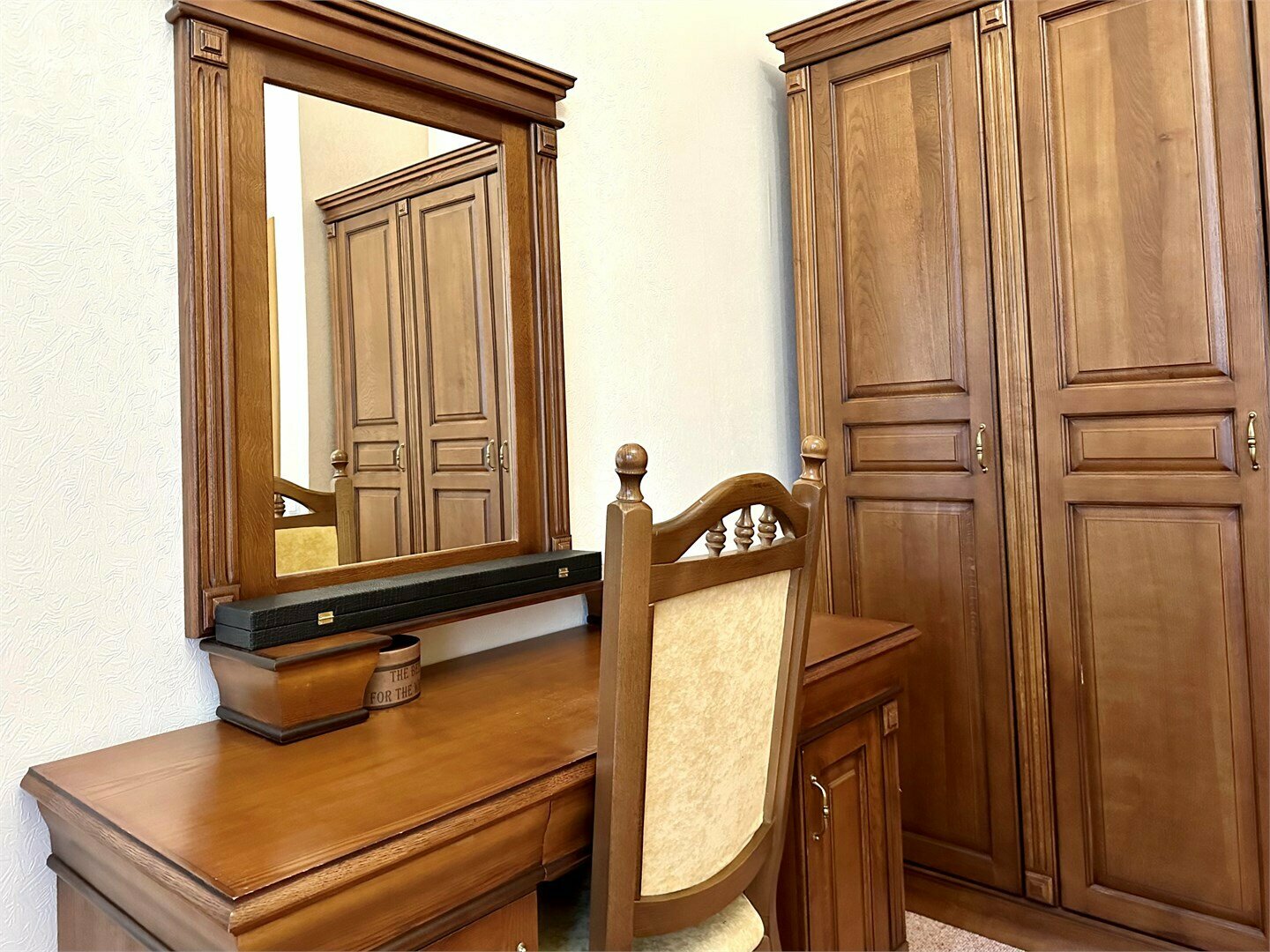 Люкс с видом на бассейн