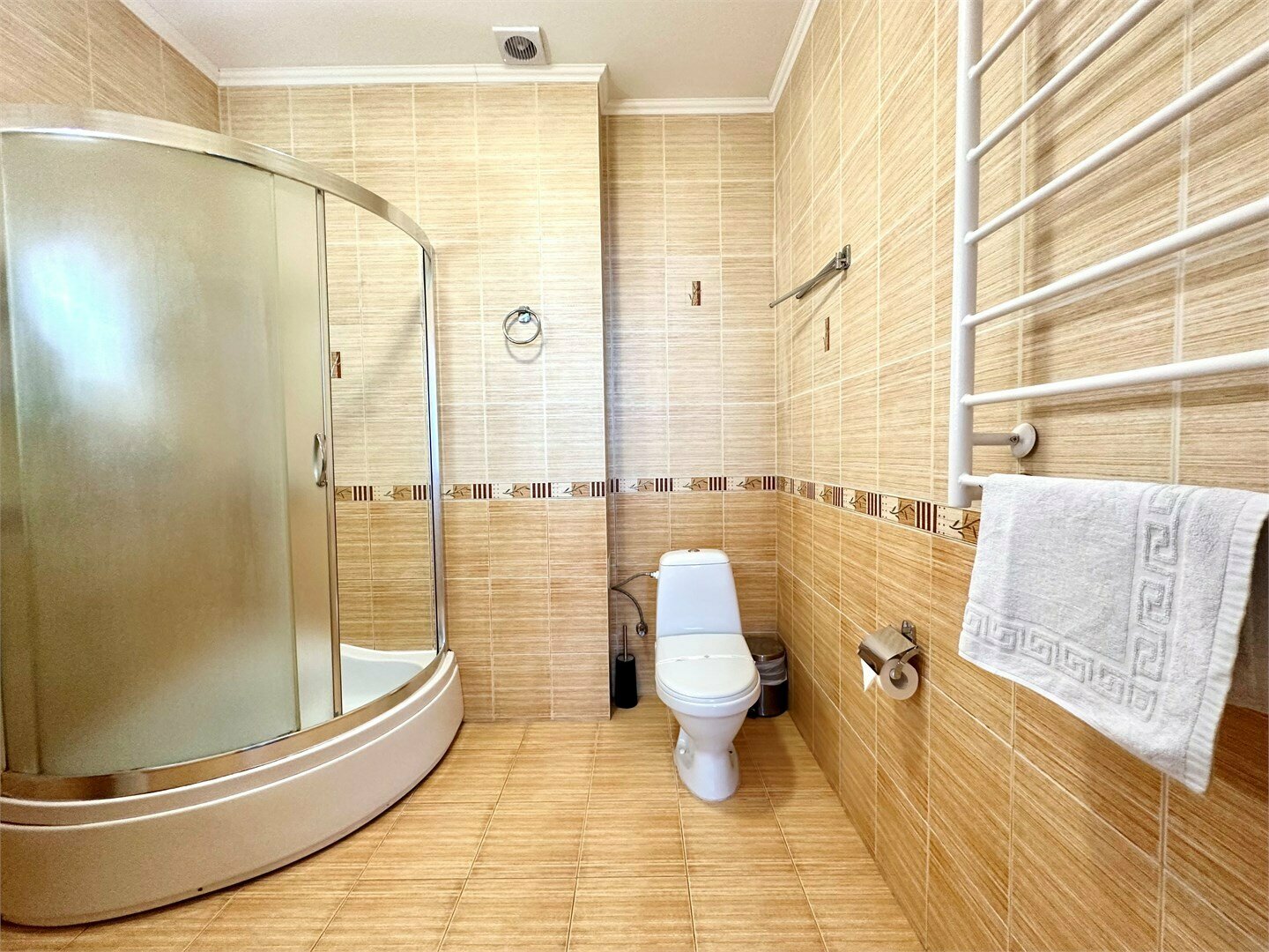 Номера Бизнес без балкона с двумя раздельными кроватями с видом во двор