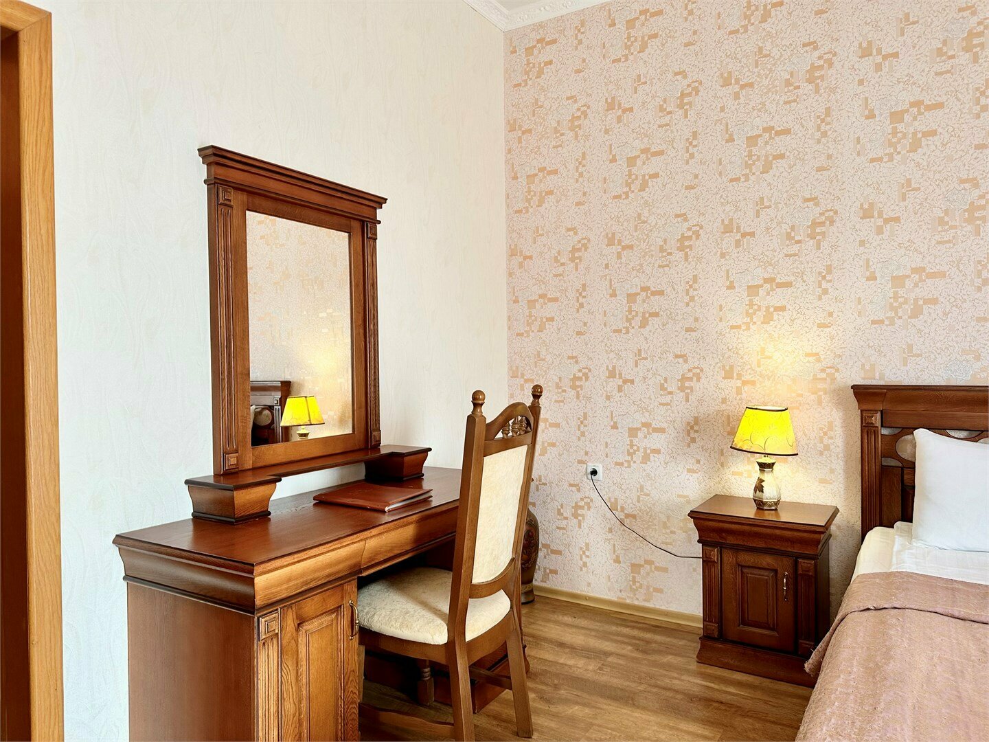 Номера Люкс с балконом с одной совместной кроватью с видом на море