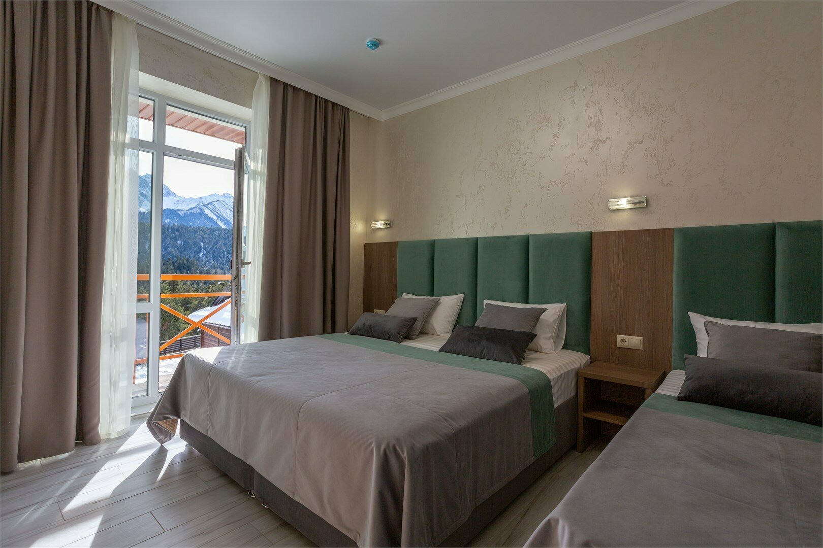 Трехместный Комфорт с видом