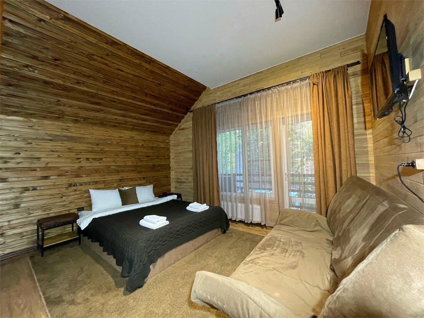 Двухуровневые апартаменты