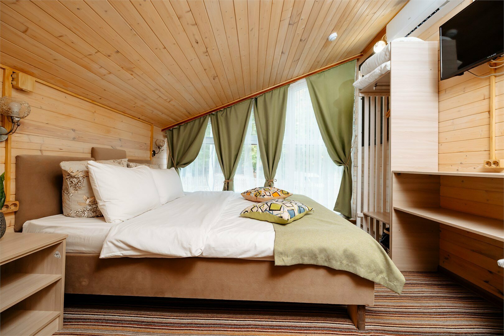 Семейный номер с балконом