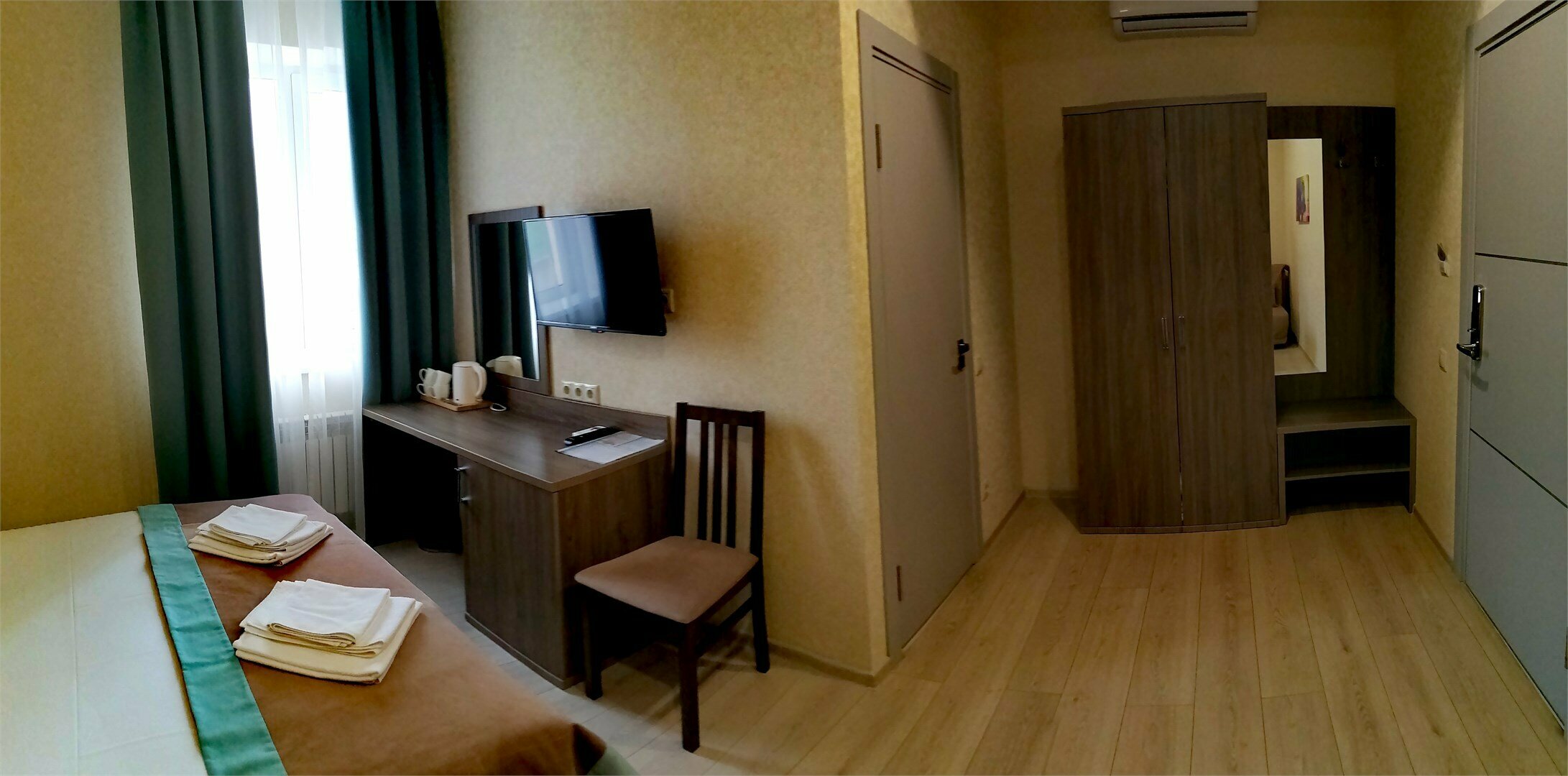 Комфорт  двуспальная кровать и диван