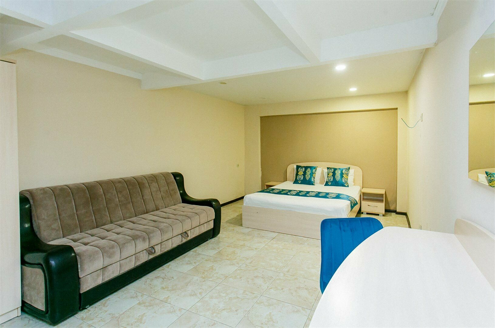 Двухкомнатный люкс