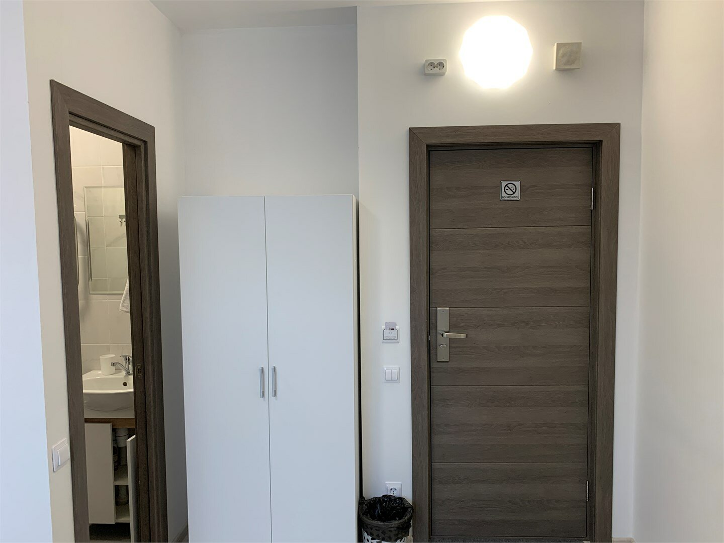 Новый корпус две односпальные кровати