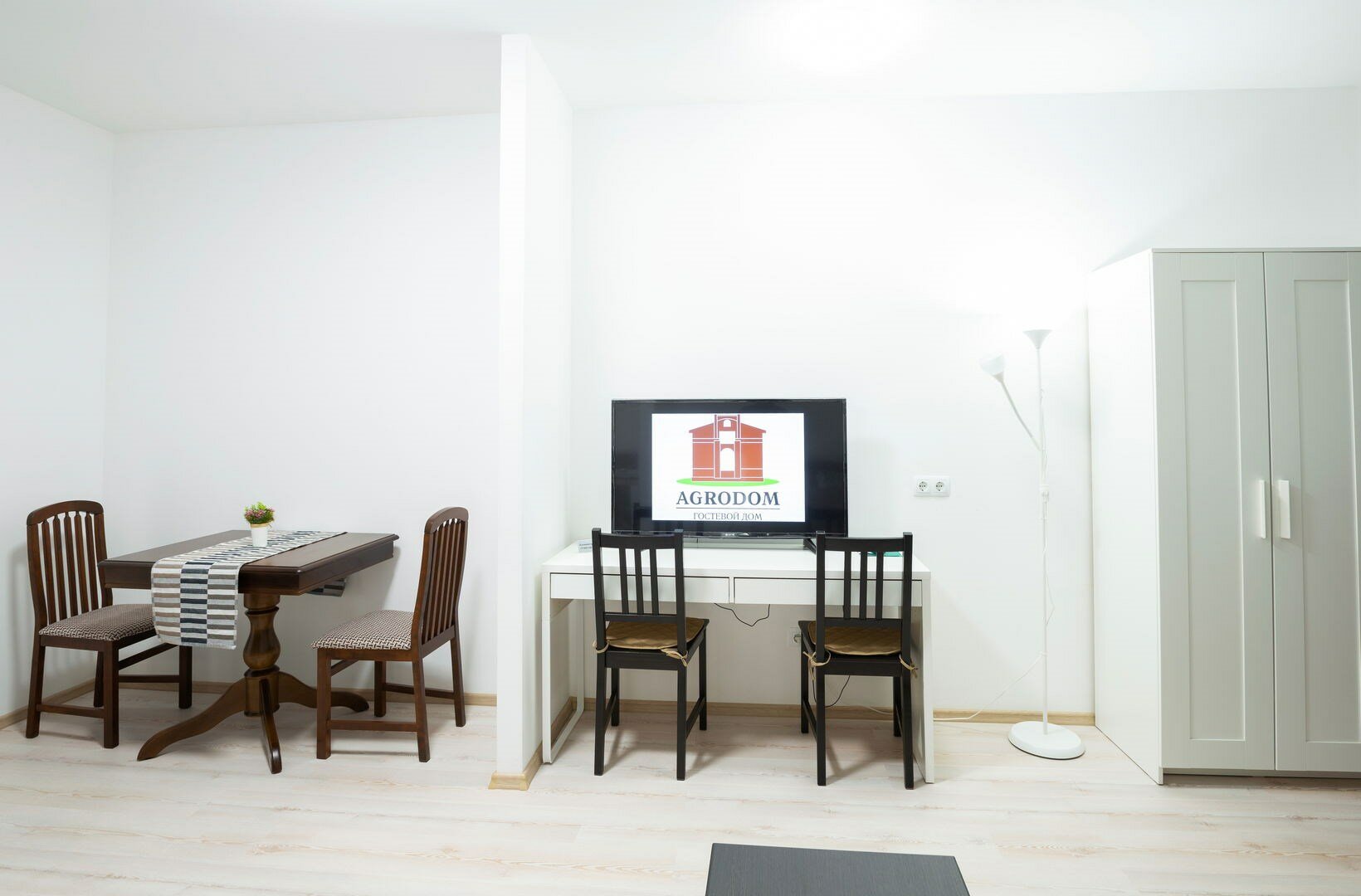 Большой трехместный номер с лоджией