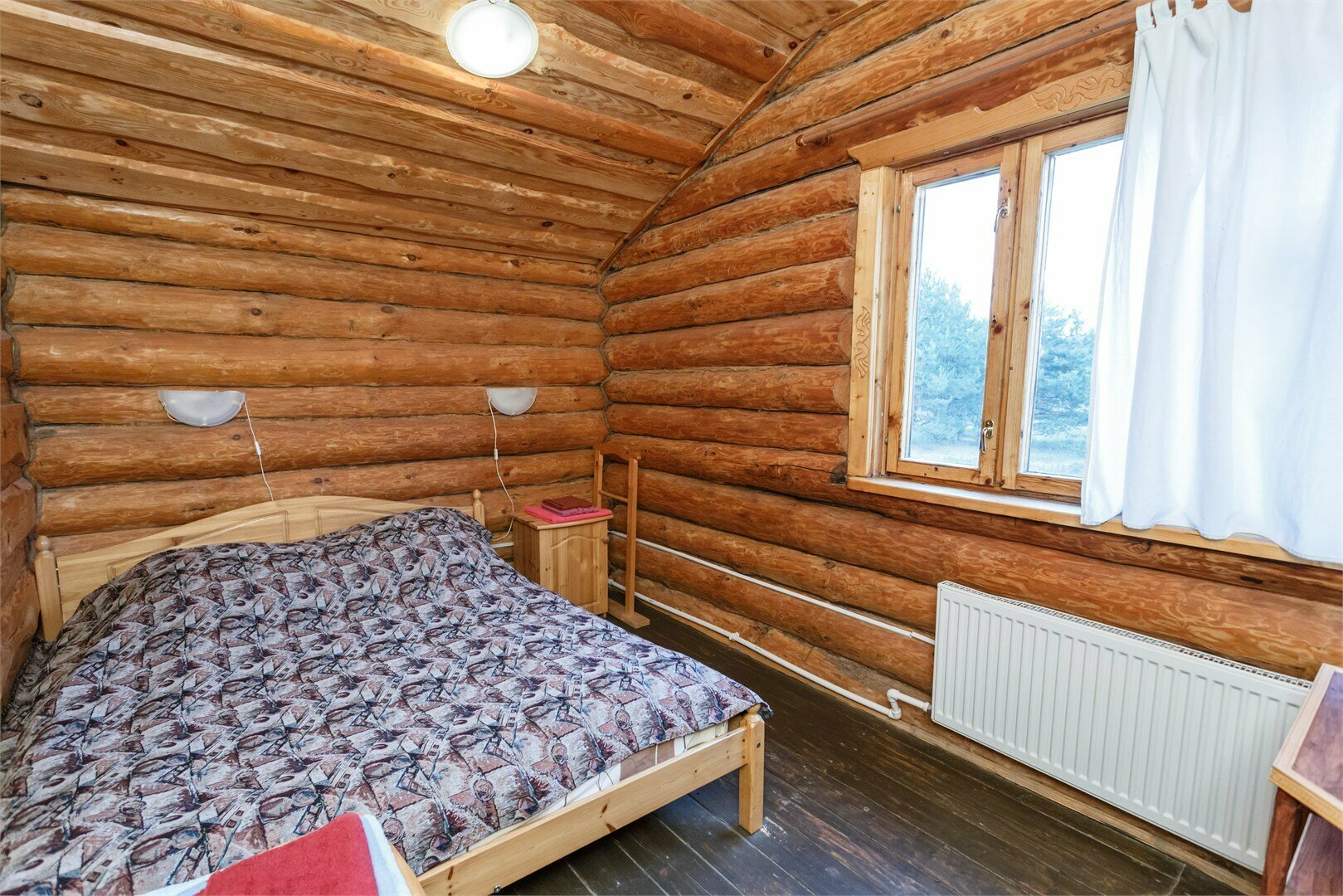 Дом с беседкой у озера №2