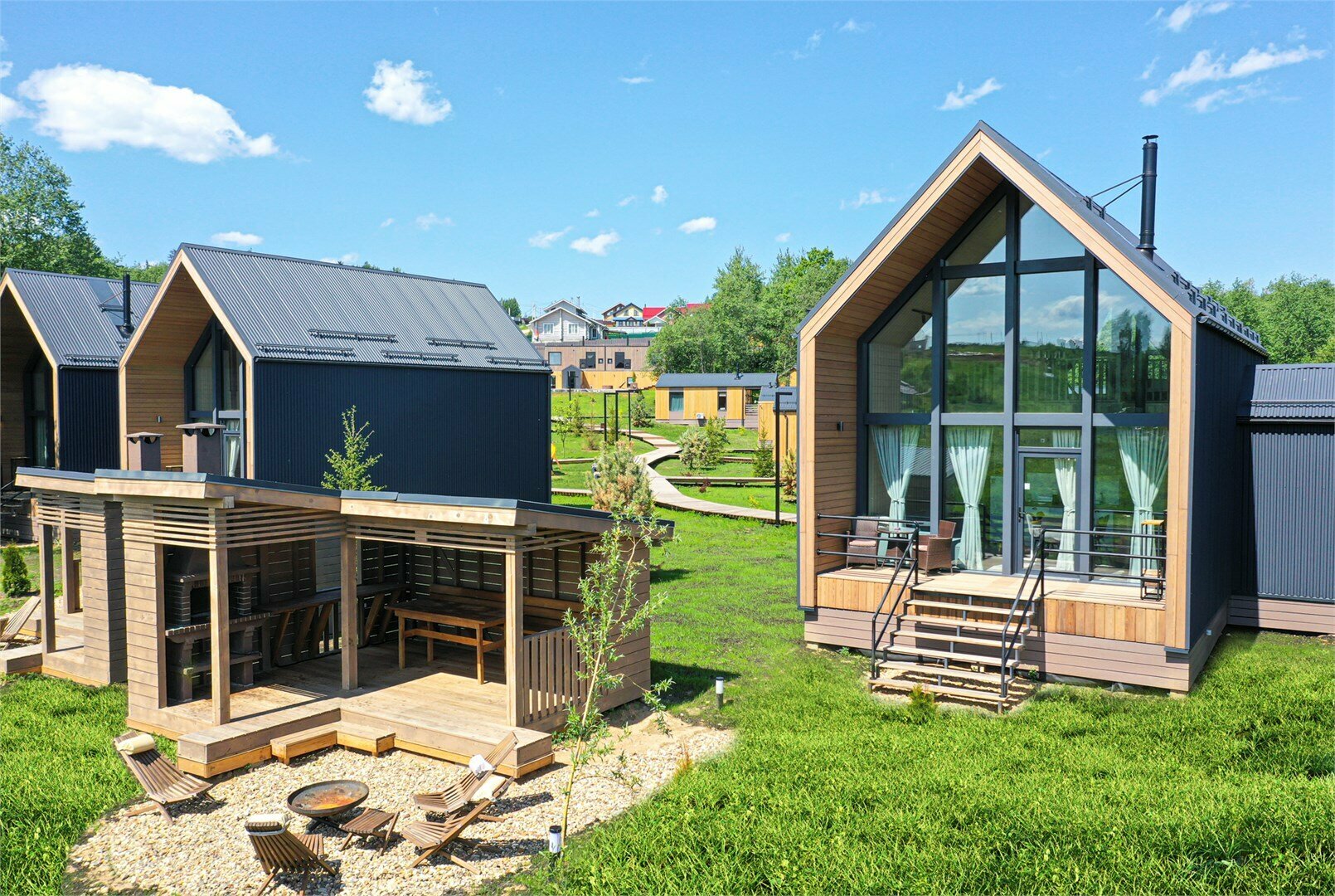 Лодж «Эко Барн» с гриль-беседкой