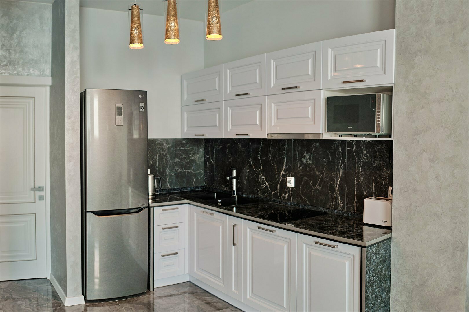 Studio первый этаж