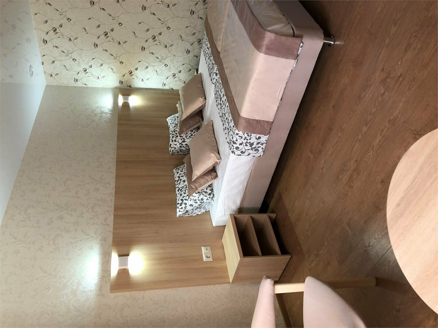 Стандартный двухместный номер с большой кроватью