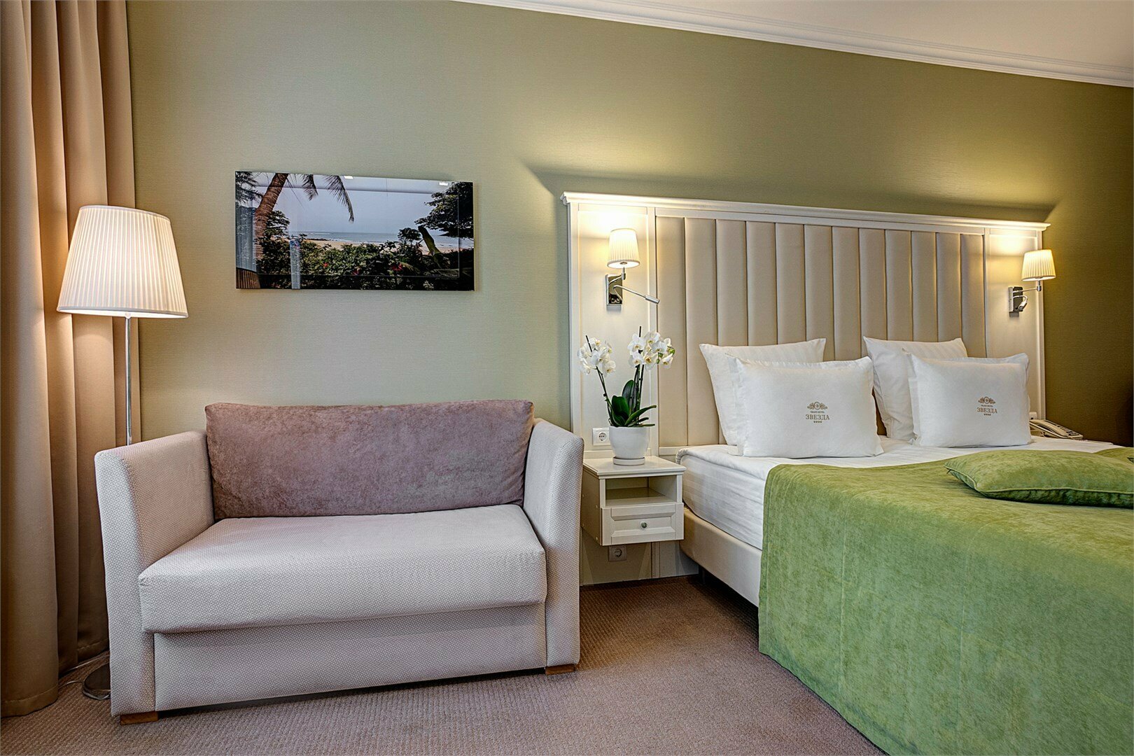 Улучшенный двухместный номер с 1 кроватью или 2 отдельными кроватями, вид на город