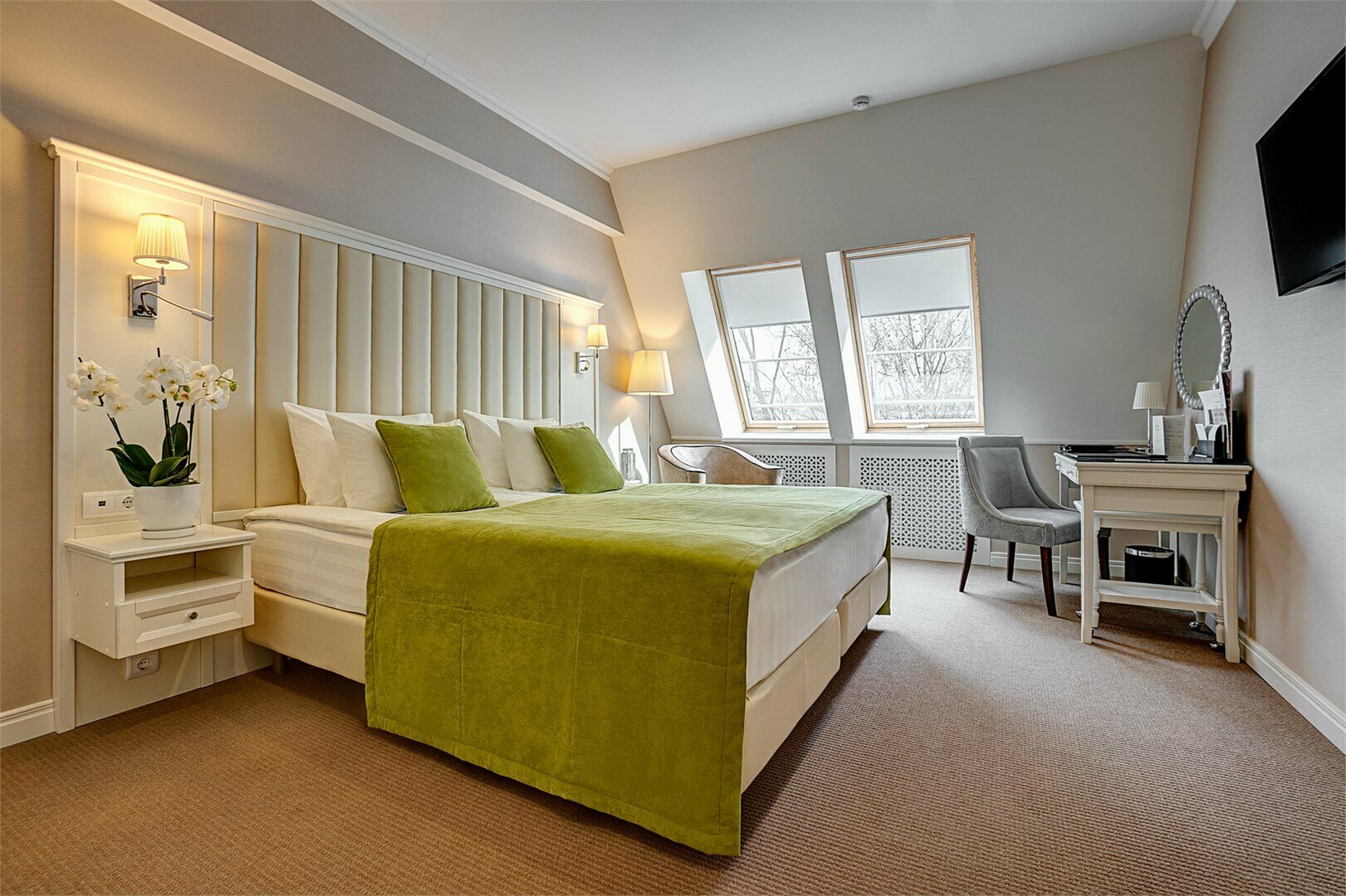 Двухместный номер с 1 кроватью или 2 отдельными кроватями и дополнительной кроватью