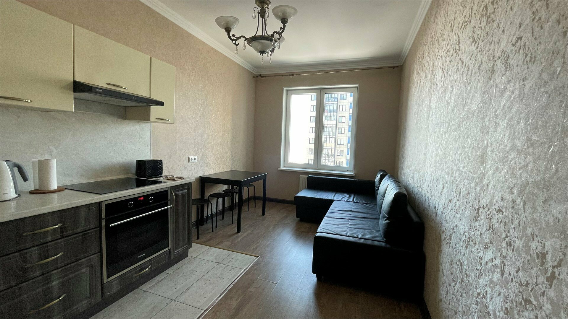 Апартаменты с кухней и спальней