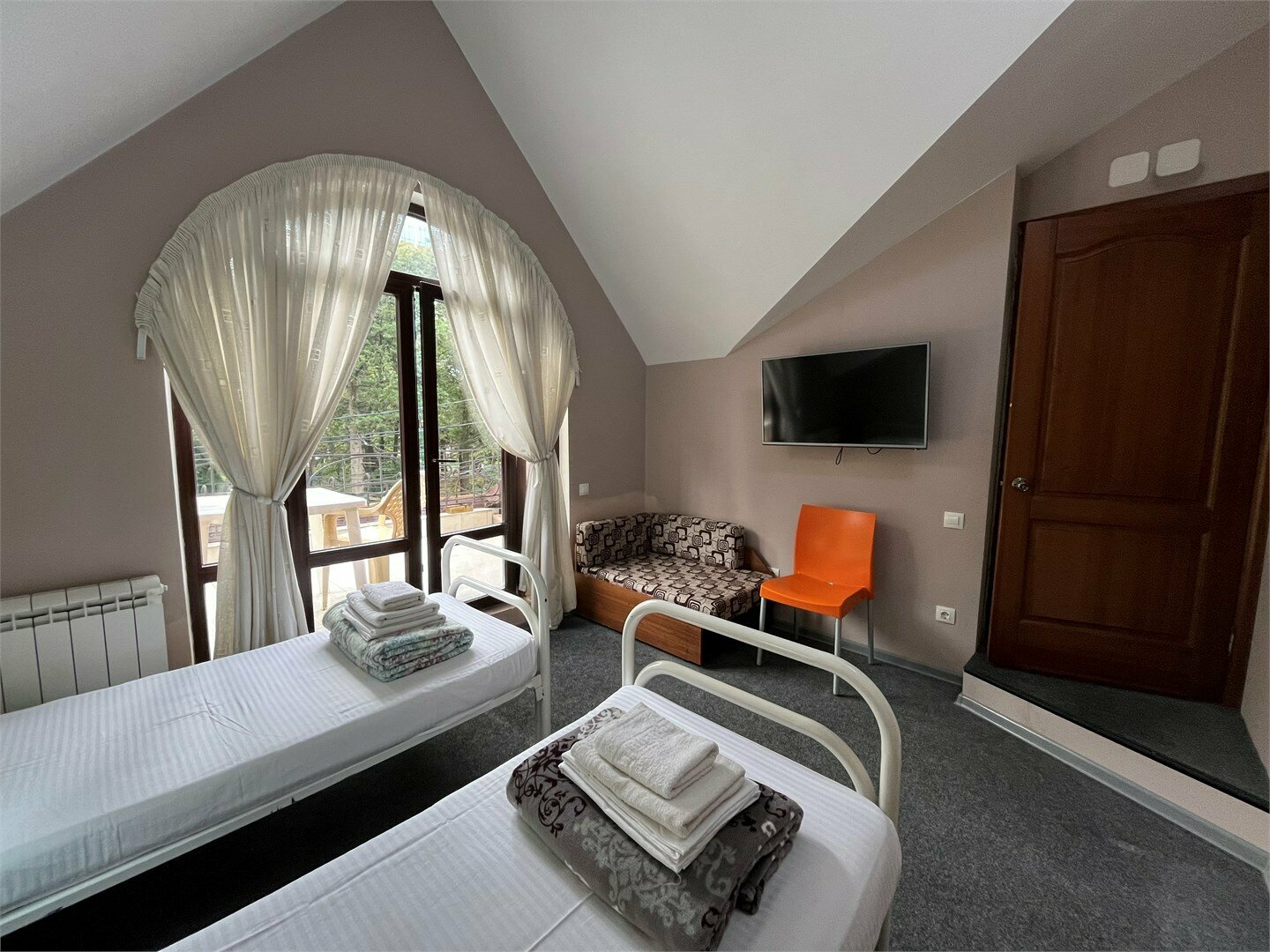 Семейный двухкомнатный комфорт с балконом