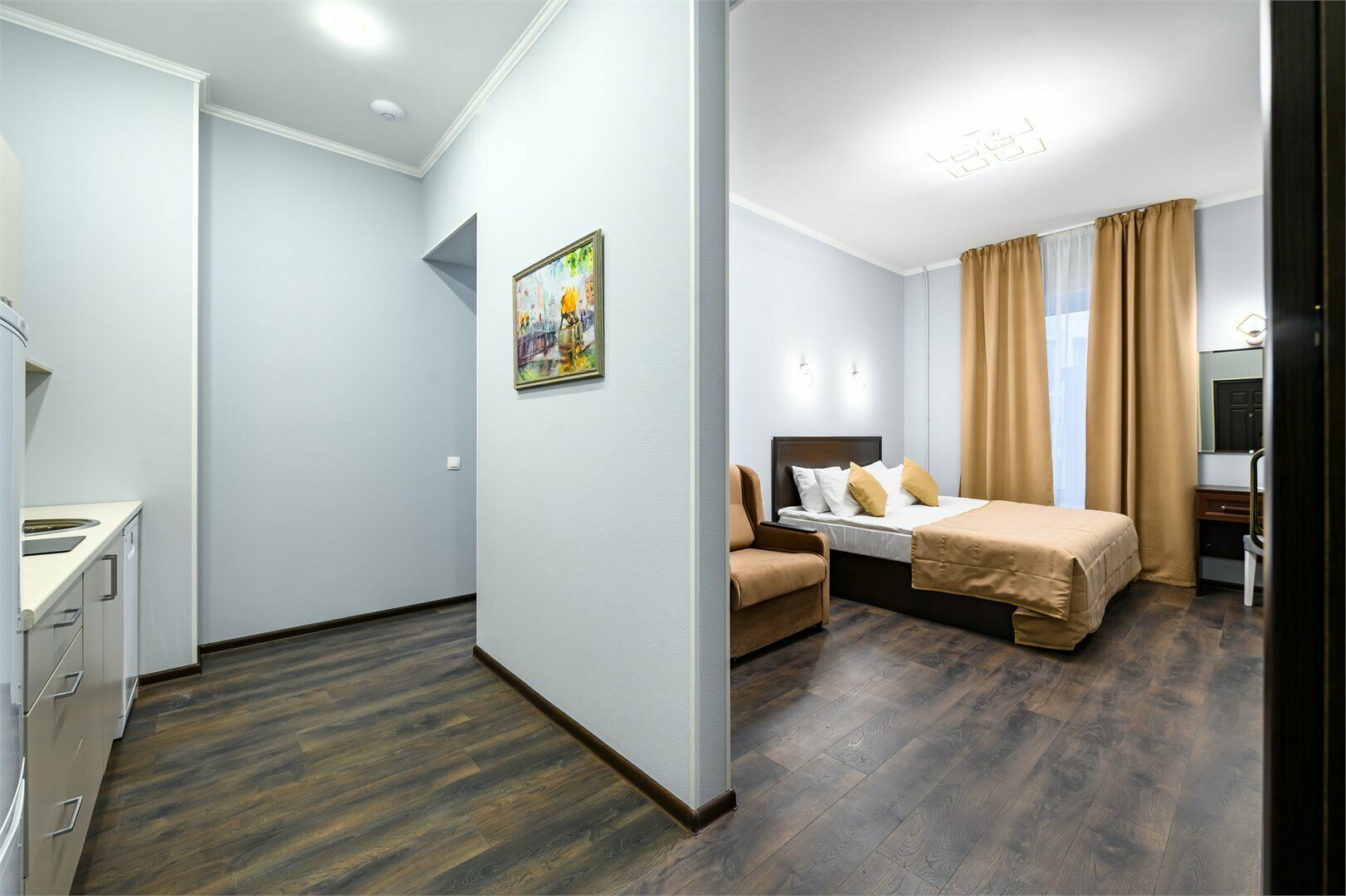 Двухкомнатные просторные апартаменты с видом в тихий, уютный Питерский дворик, 55 м2