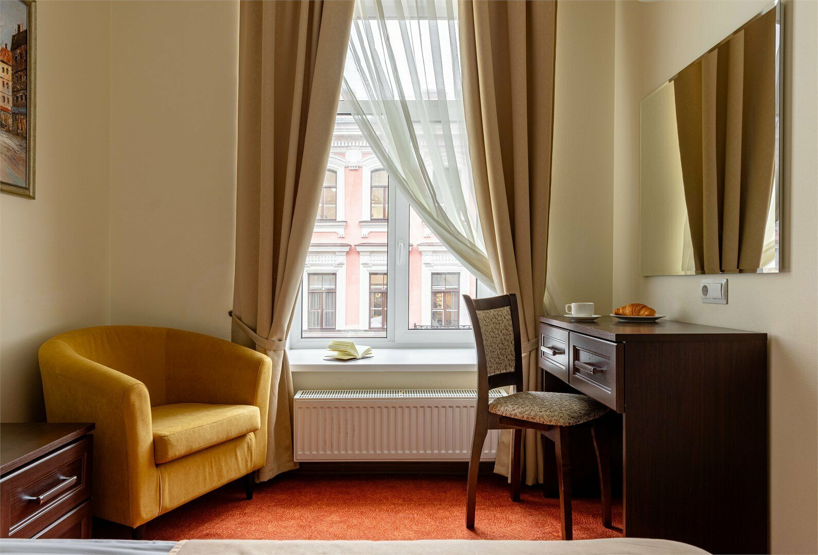 Стандарт с 1 кроватью или 2 раздельными, вид на Рубинштейна или во двор