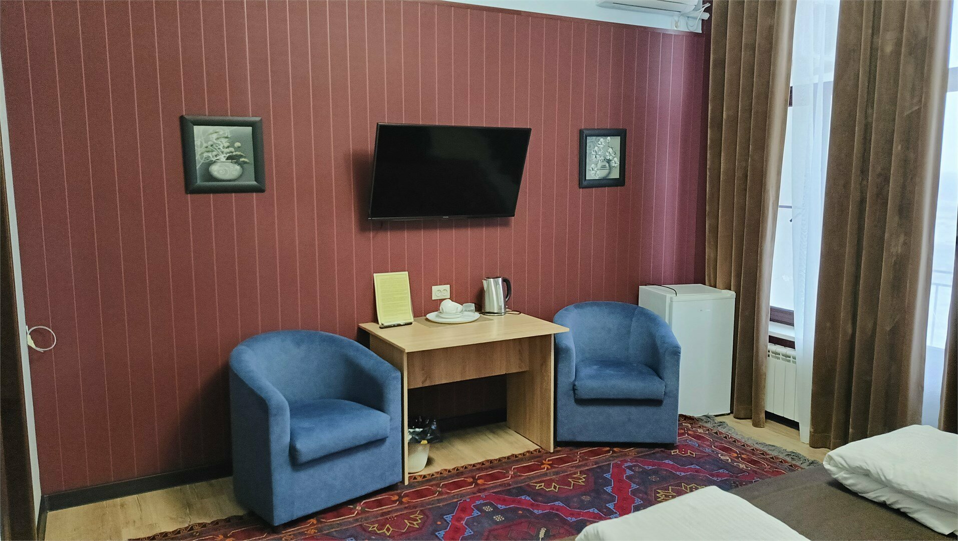 ДЕЛЮКС С ВИДОМ НА МОРЕ И БАЛКОНОМ