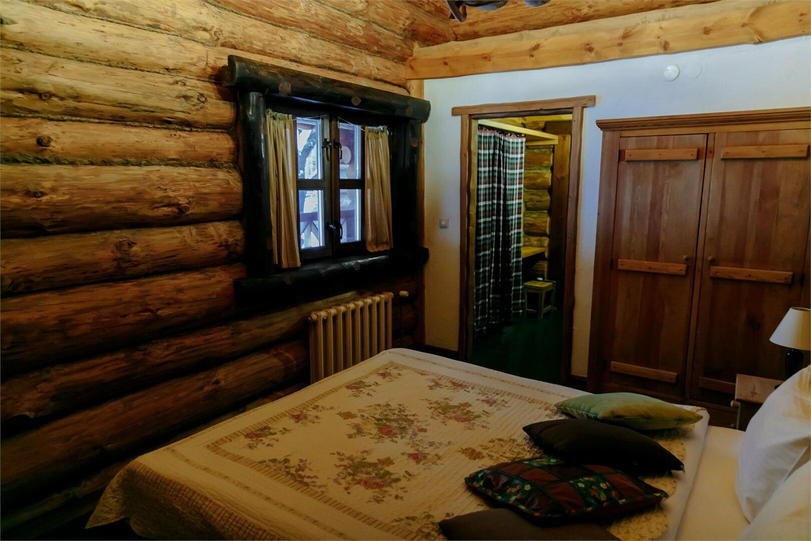 Еловая изба №4