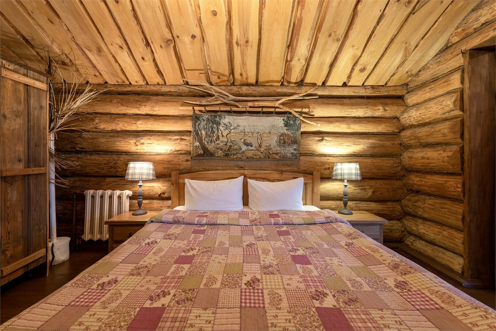 Бобровая Хата №1