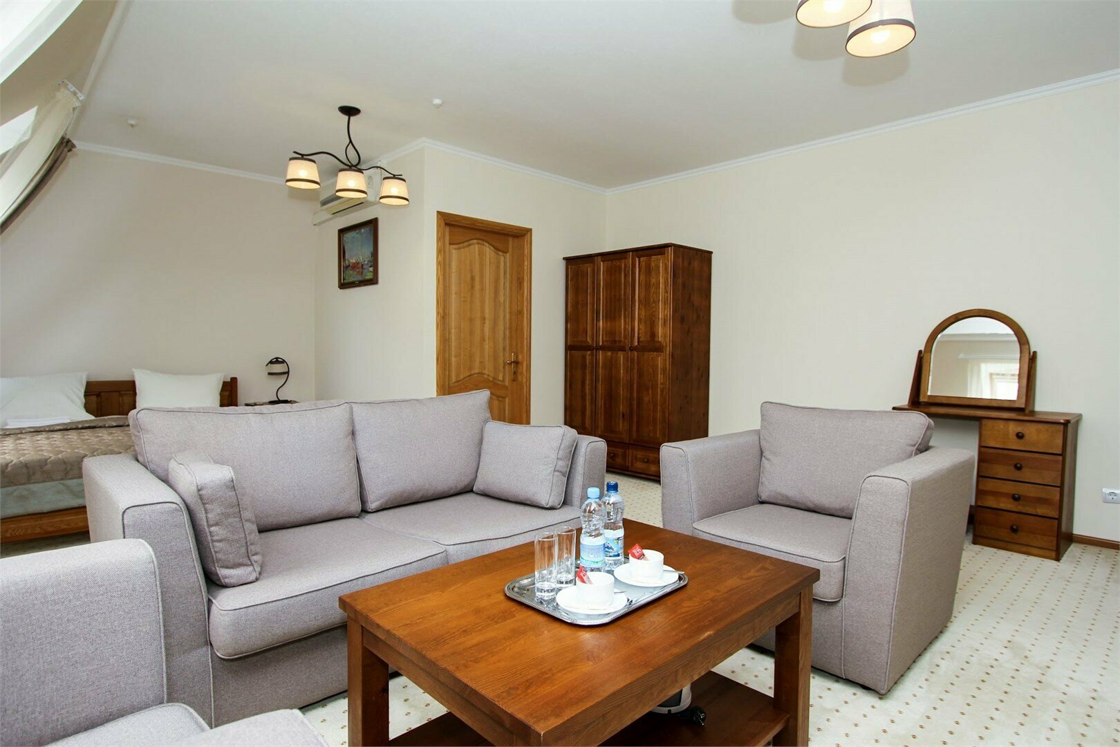 Джуниор Сюит Улучшенный