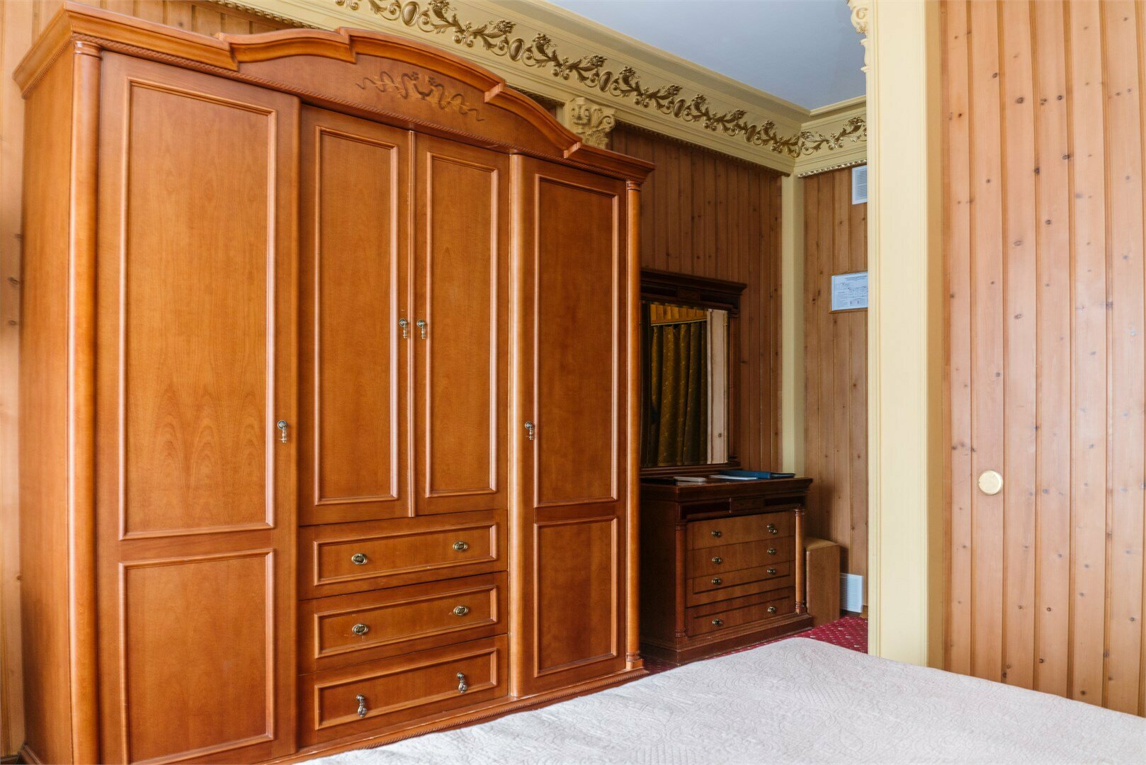 Первая категория-"Гранд" -Двухместный DBL/ TWN, с балконом, с видом на Байкал