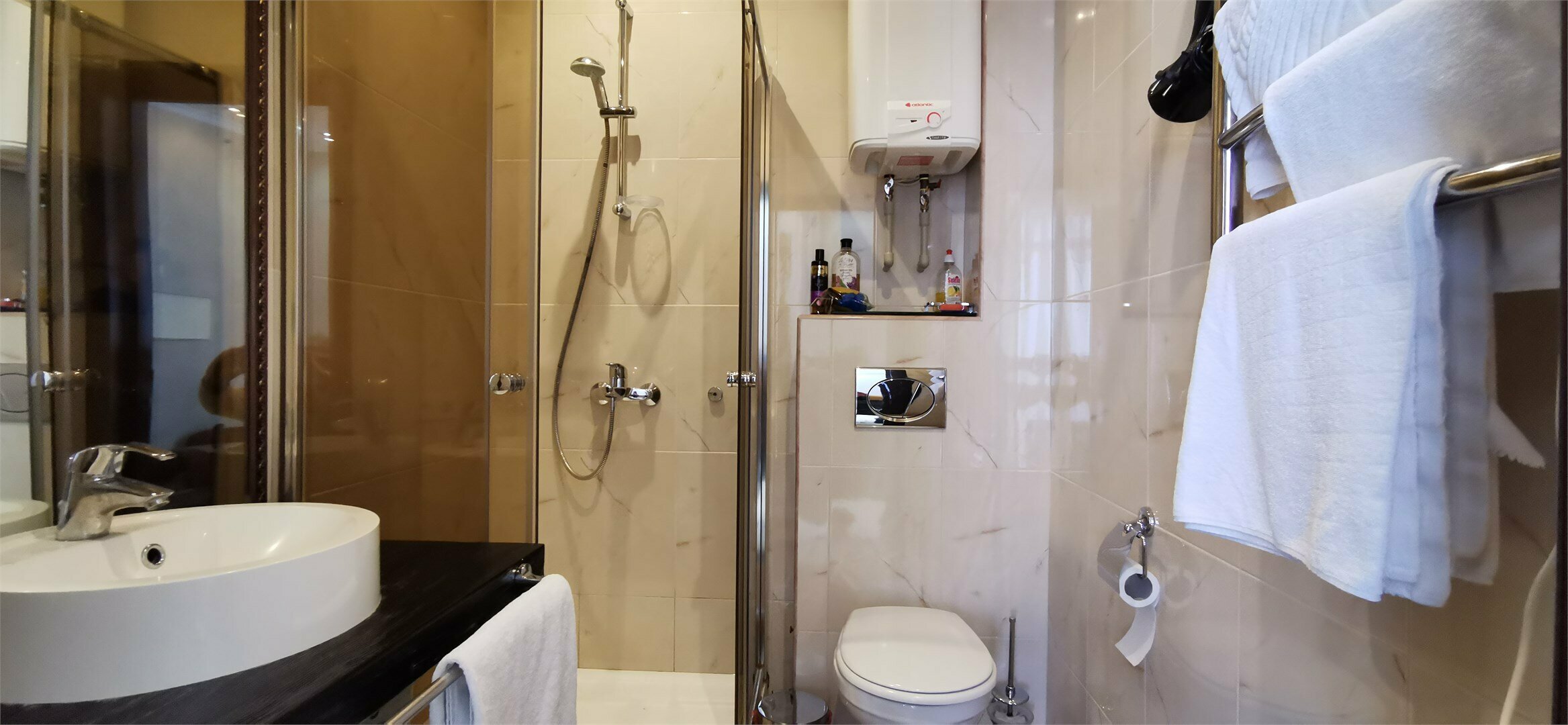 Номер с видом на море и Парк Победы. XL-1