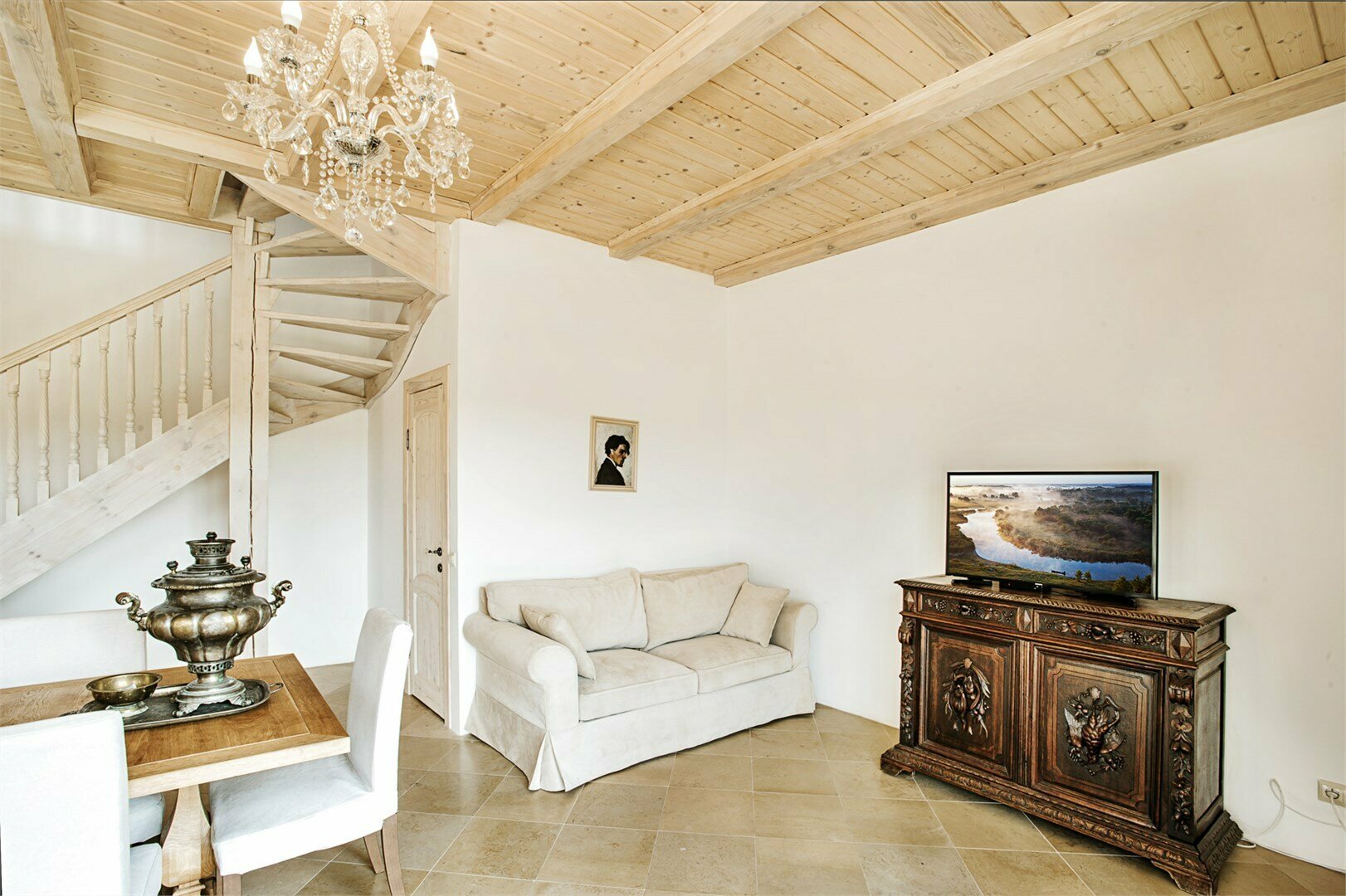 Двухкомнатный сюит "Земляника" в гостевых домах Мальвы