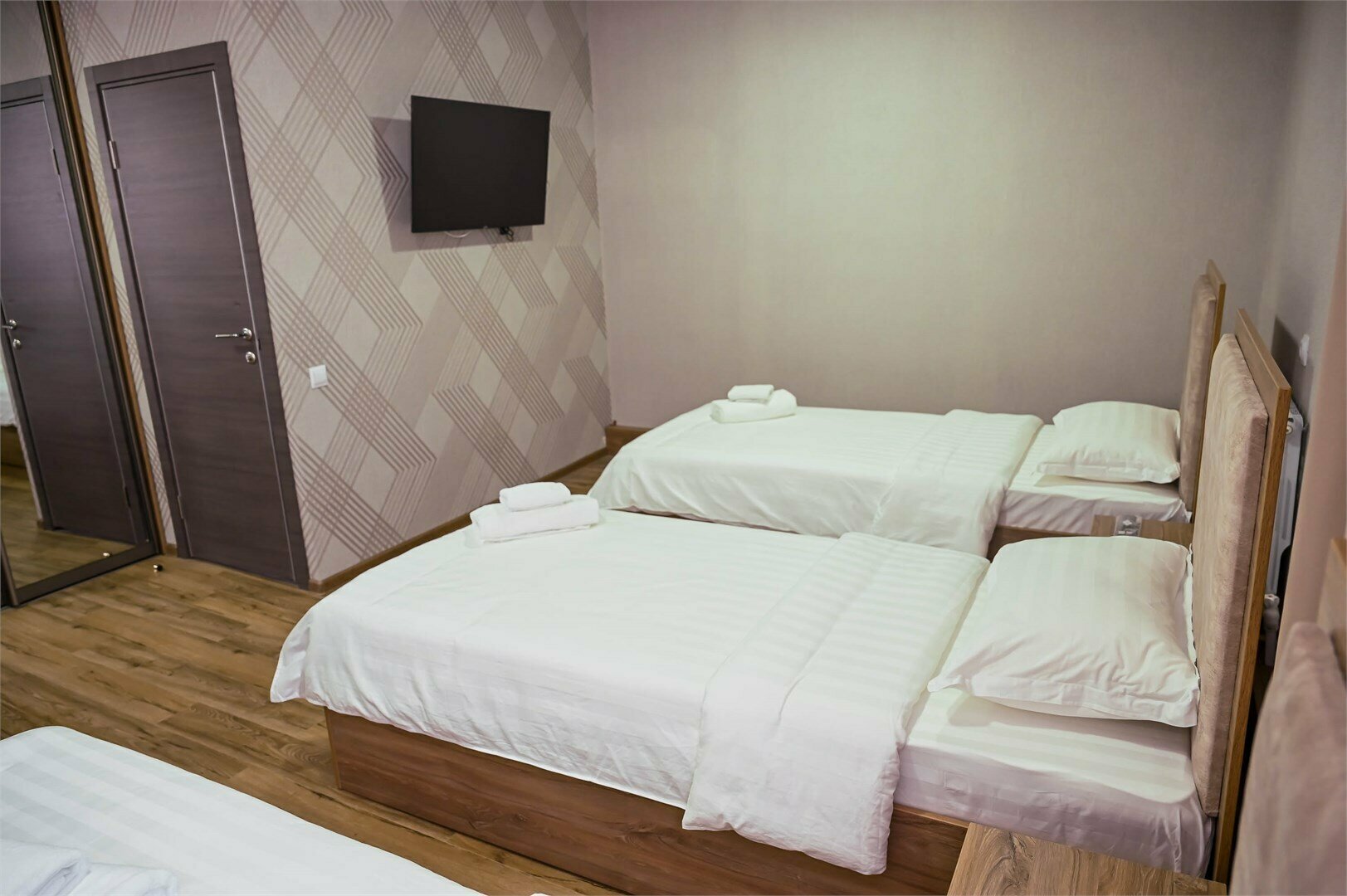 Трехместный номер эконом-класса