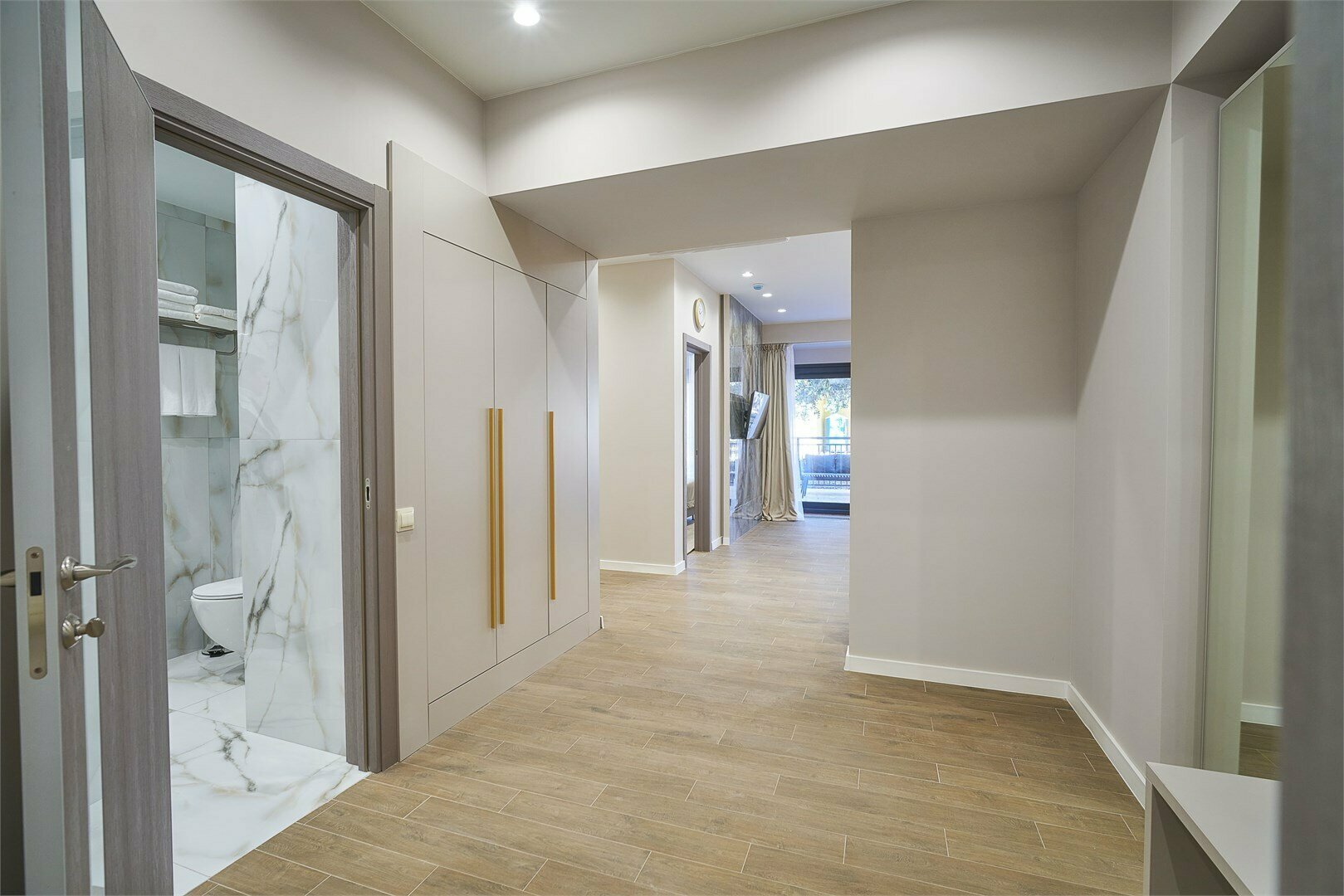 Люкс двухкомнатный с террасой