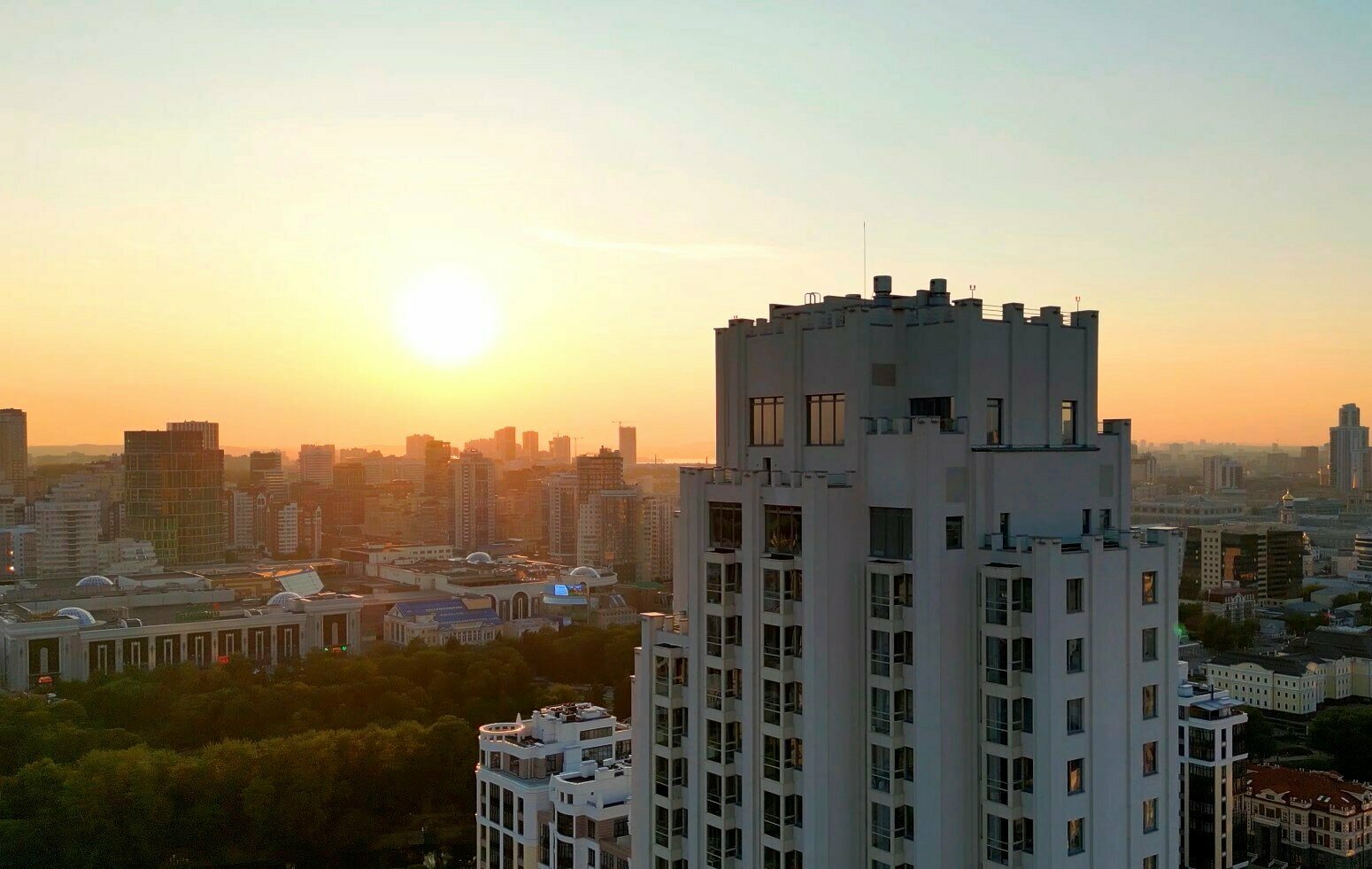 Студия ОТ ЗАКАТА ДО РАССВЕТА