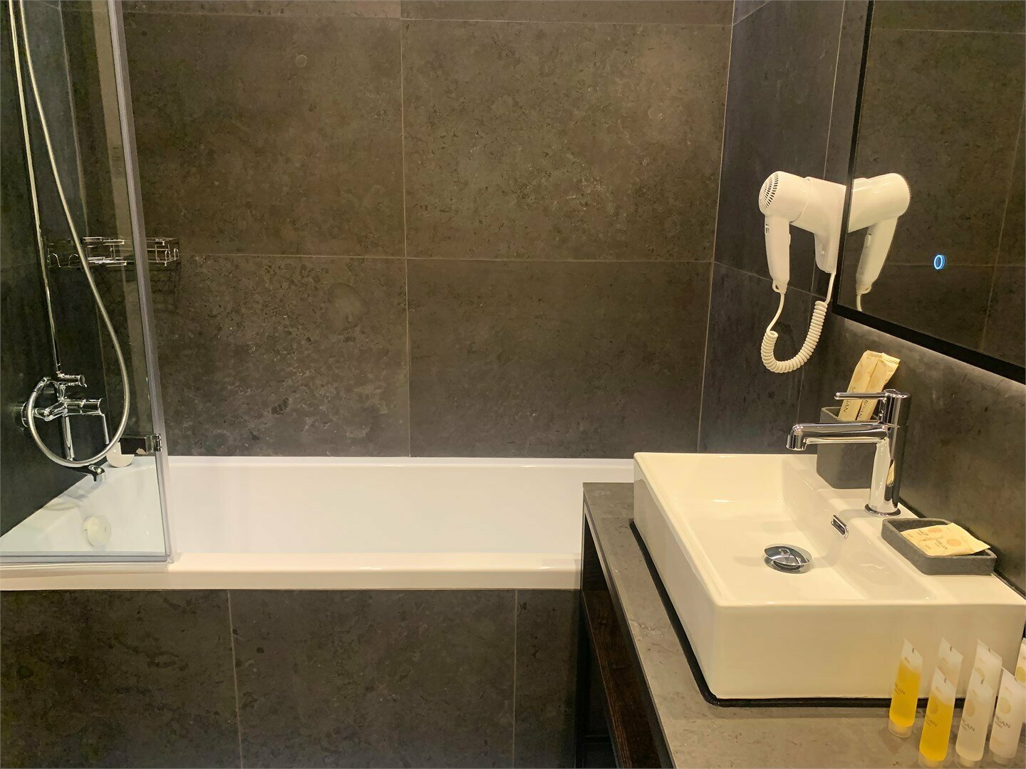 Бизнес LOFT двухкомнатный (2 этаж)