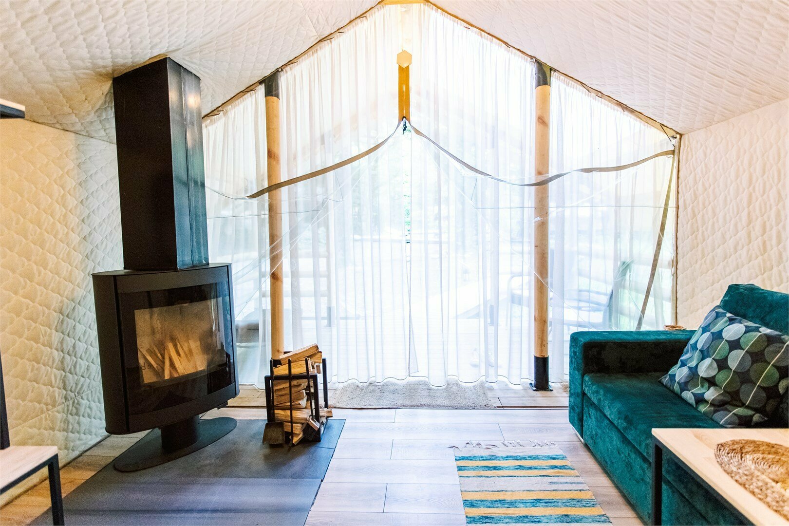 Улучшенный двухместный номер с 1 кроватью