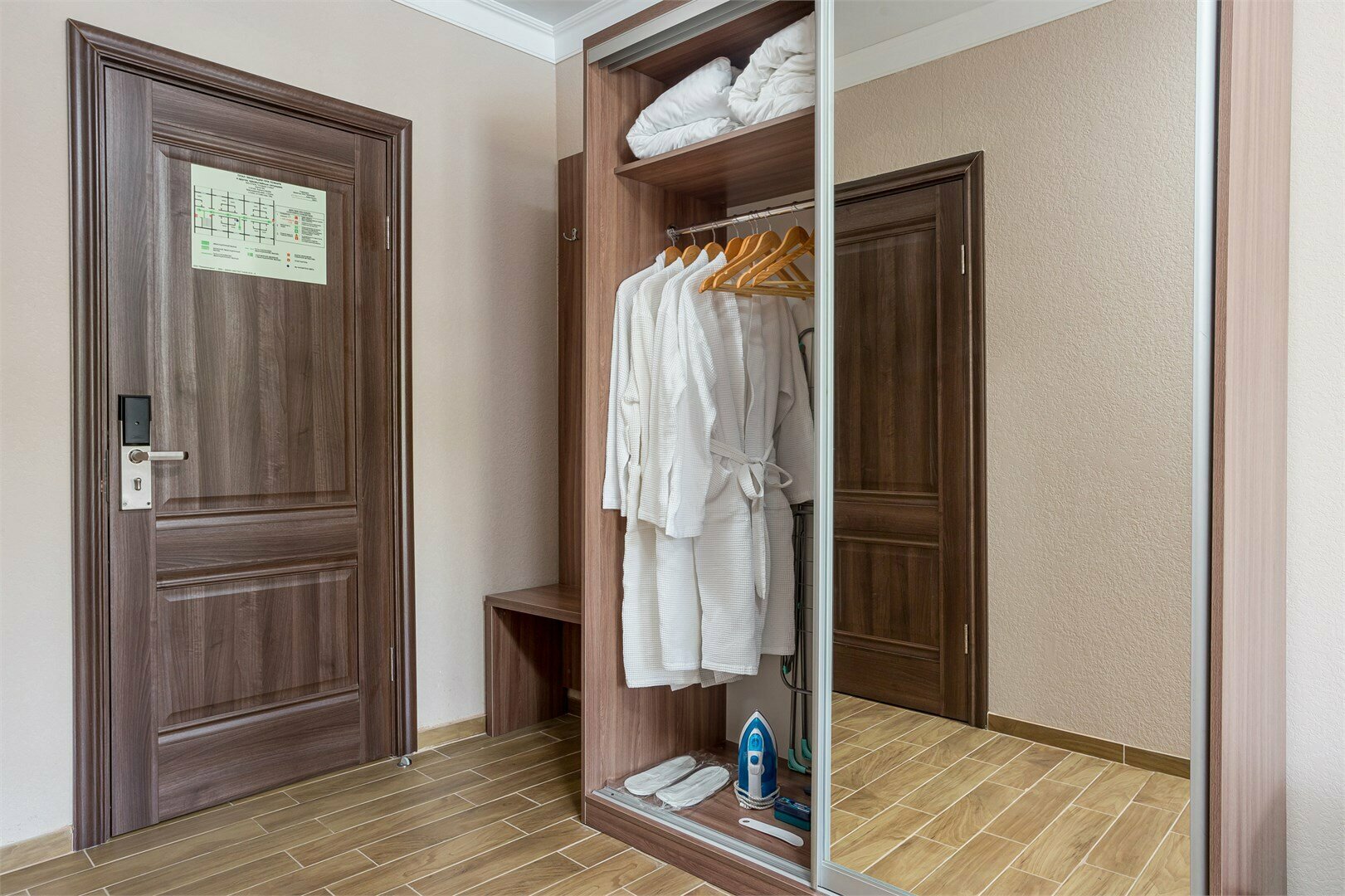 Superior with terrace 4*