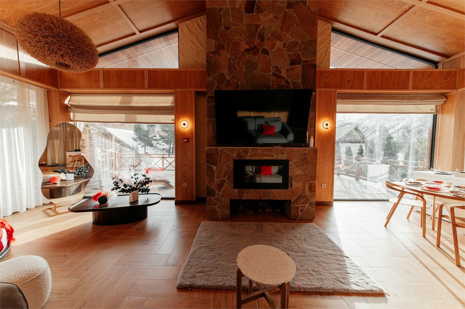 Шале с бассейном