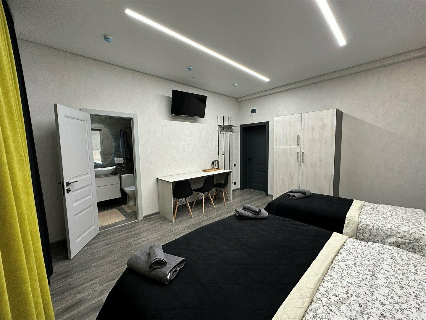 Трехместный номер комфорт 220-270-320-370-390