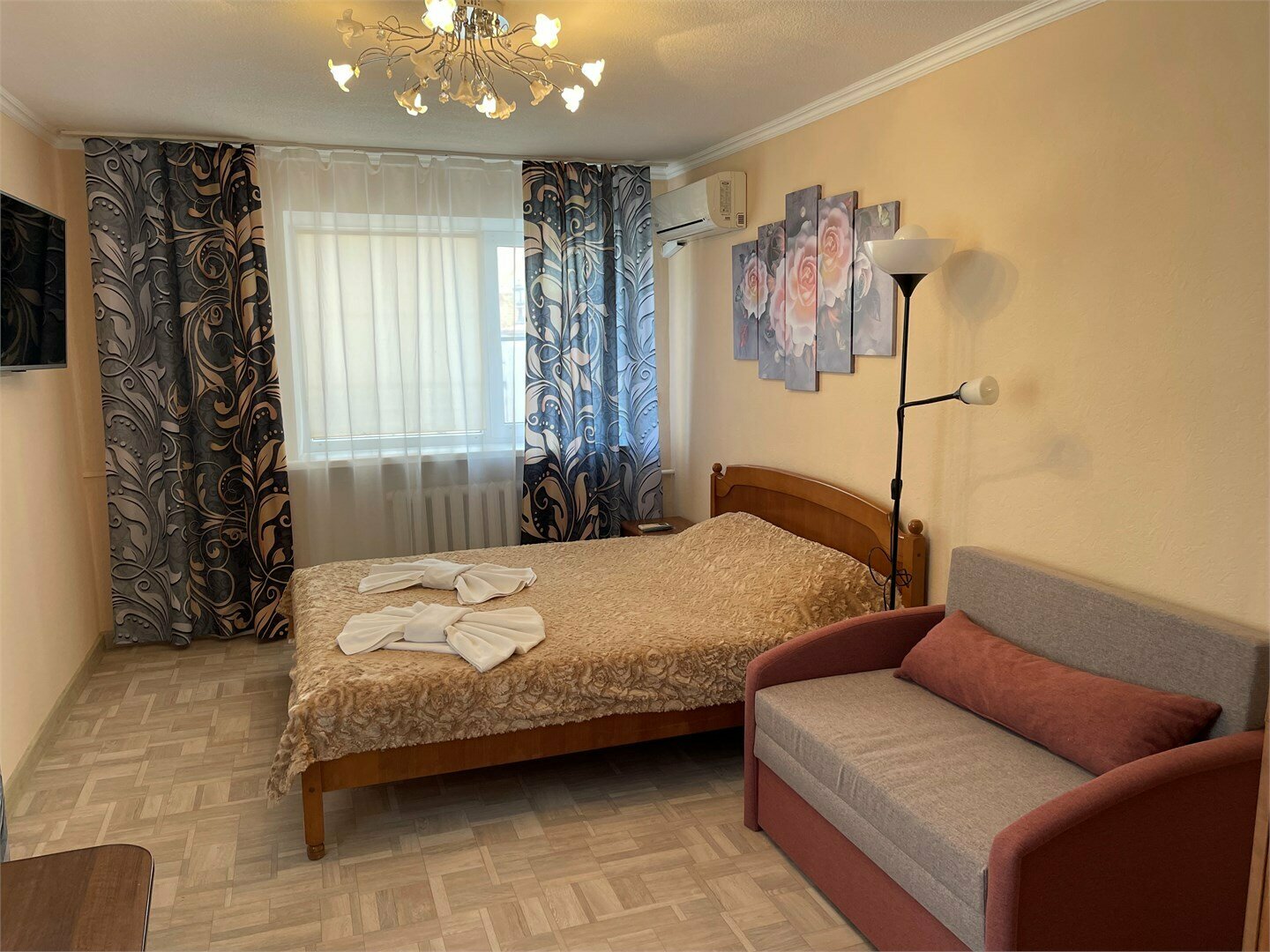 7 местный двухкомнатный семейный номер