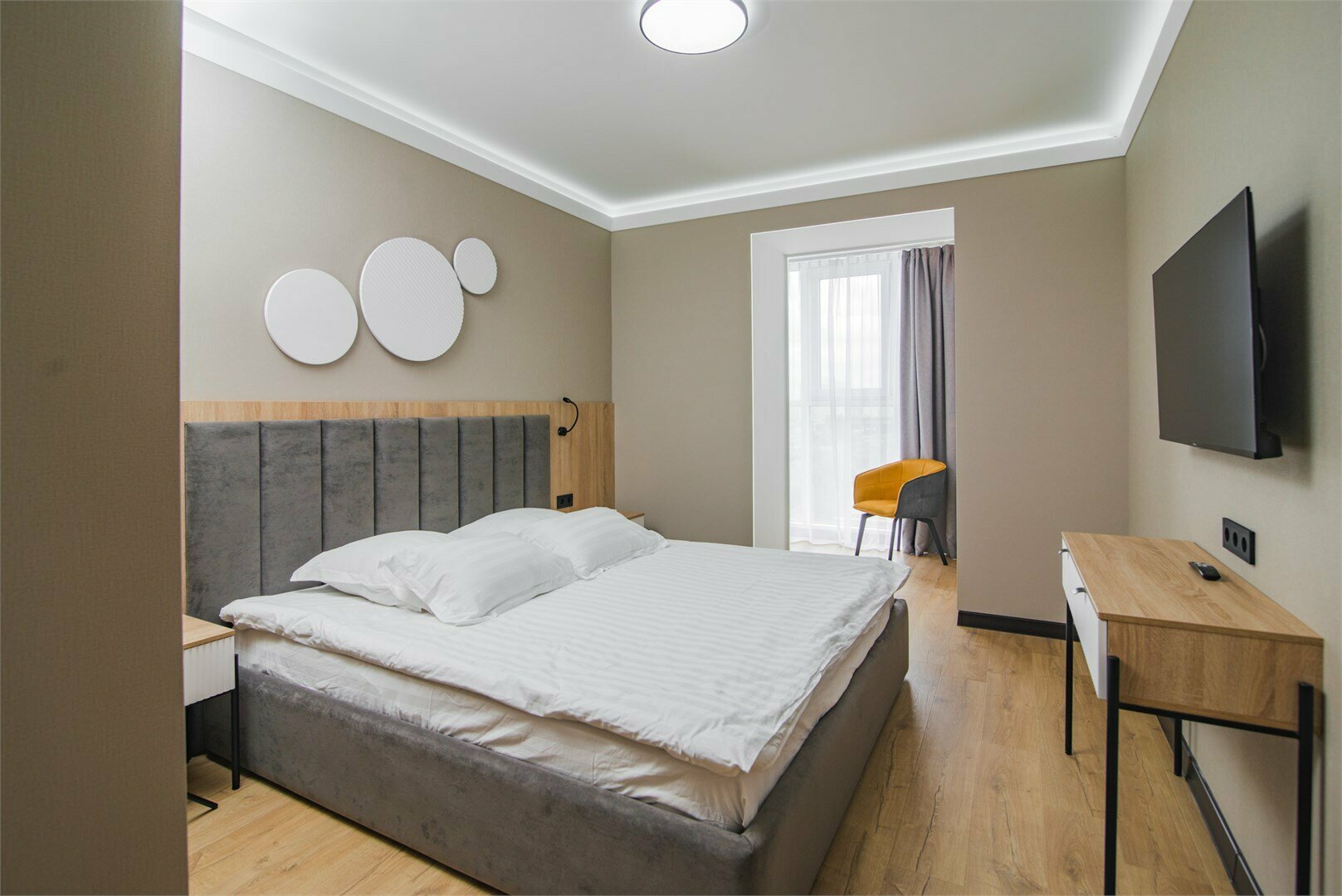 Апартаменты со спальней