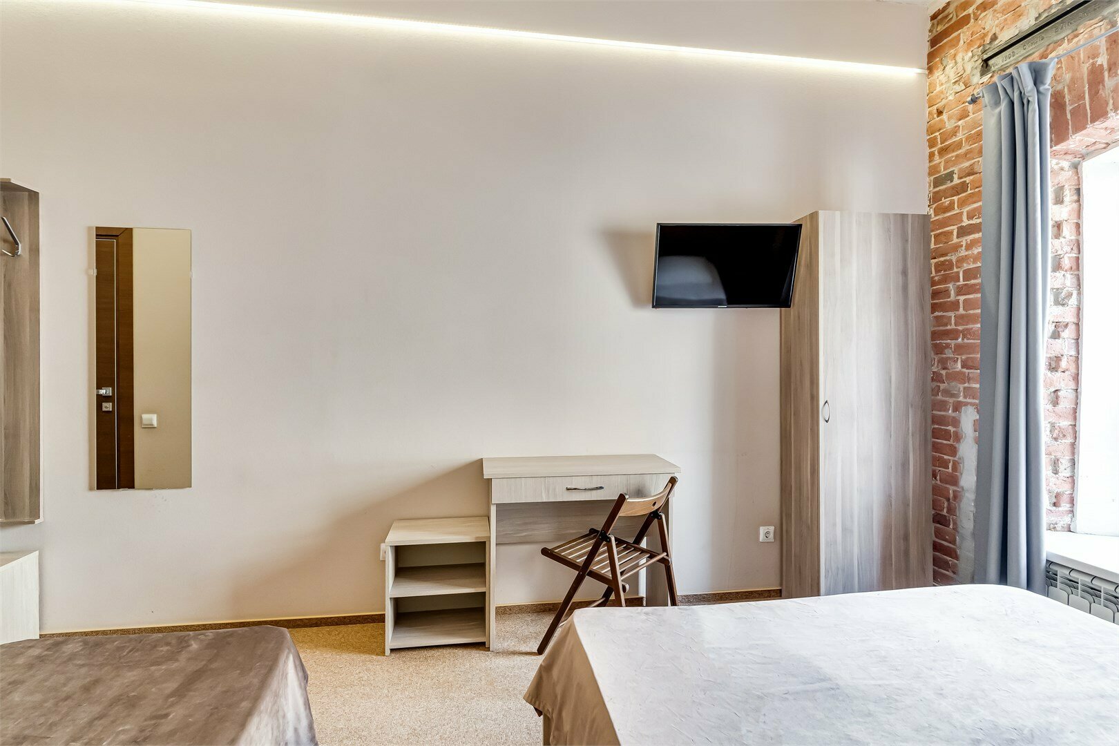 Стандарт трехместный с собственной ванной комнатой