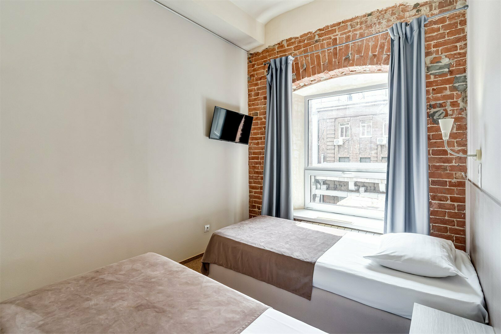 Комфорт двухместный с общей ванной комнатой