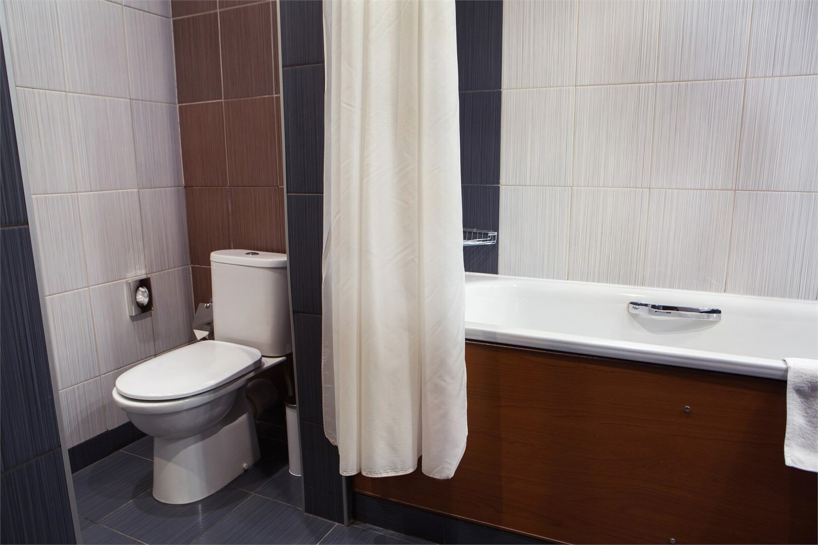 Стандарт с большой кроватью king size