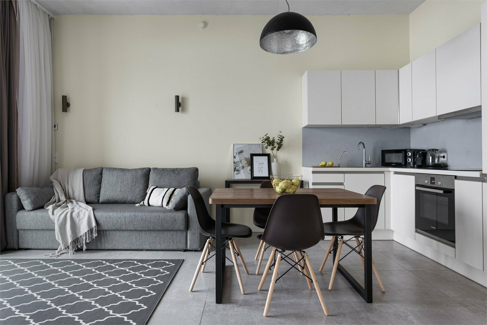 Family апартамент для 6-ти гостей с видом на город