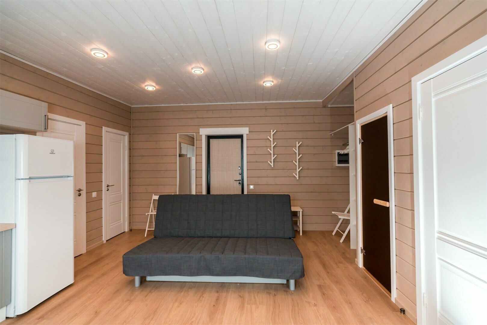 Хаусбот 1 с сауной