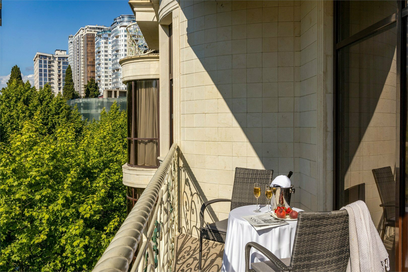 ЛЮКС ЭМЕРАЛЬД