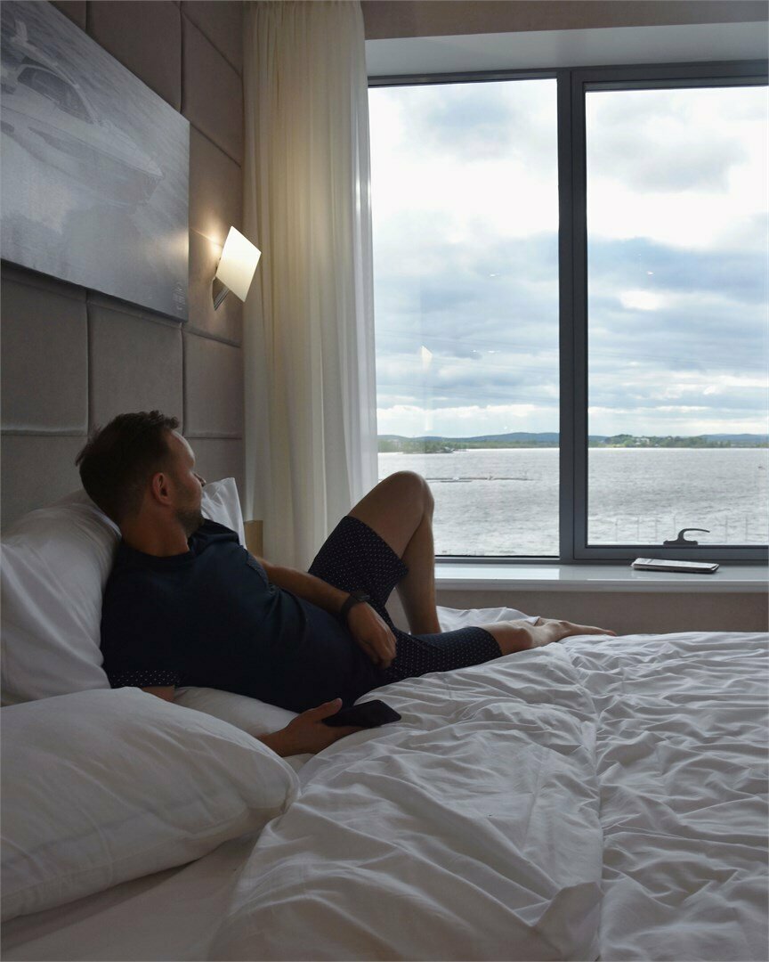 Номер-студия с кроватью размера «king-size»