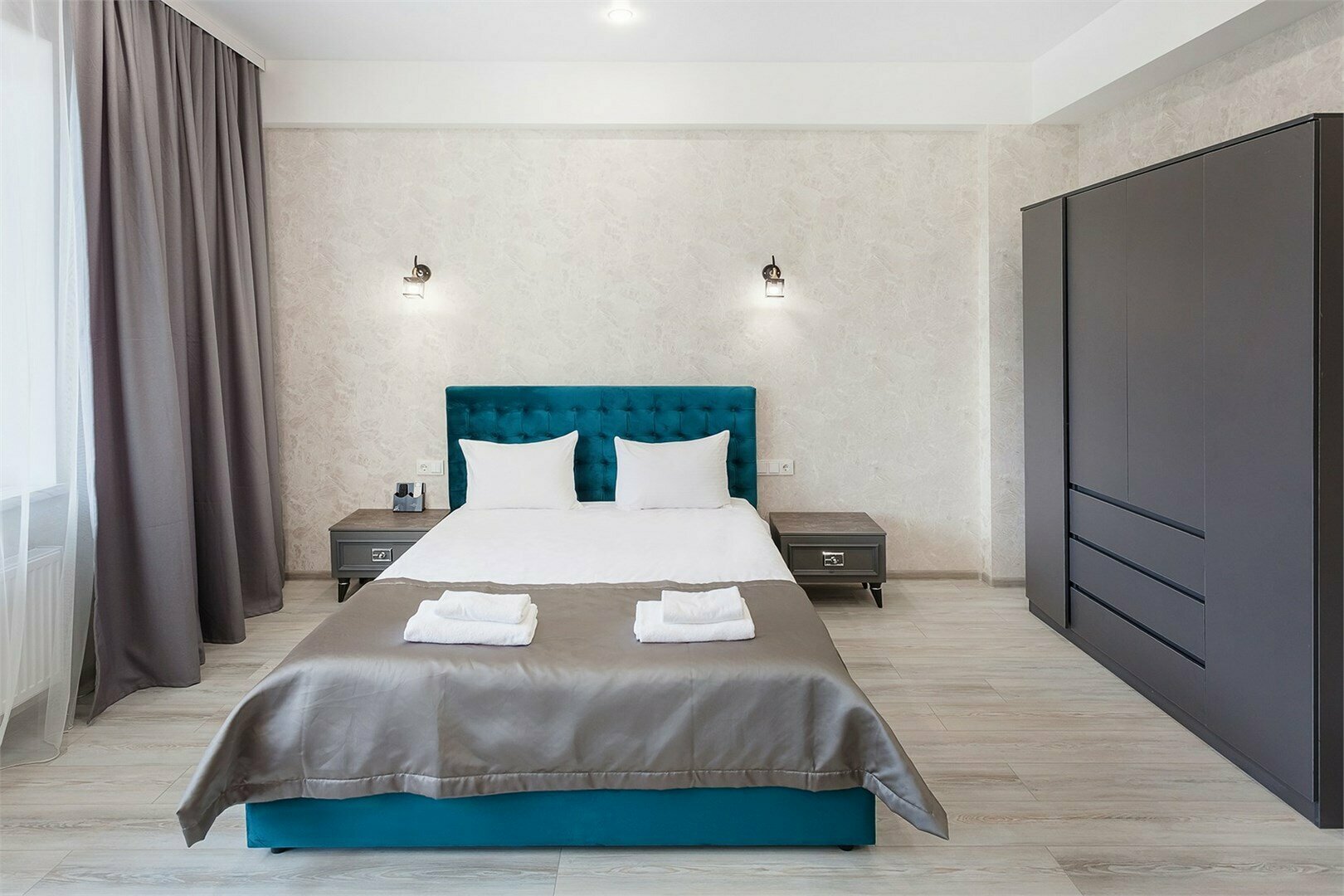 Джуниор Сюит +