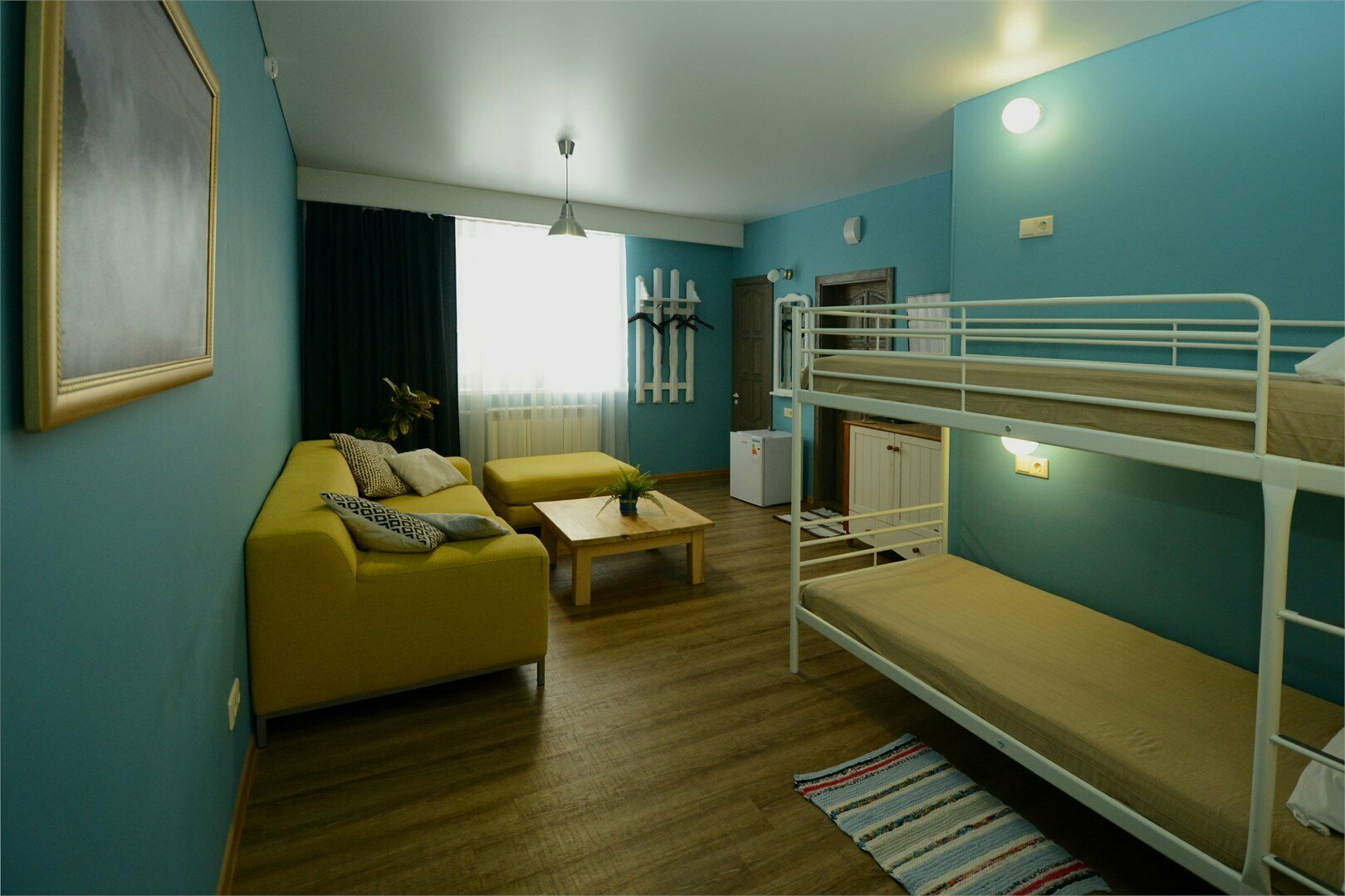 Четырехместный номер с собственной ванной комнатой